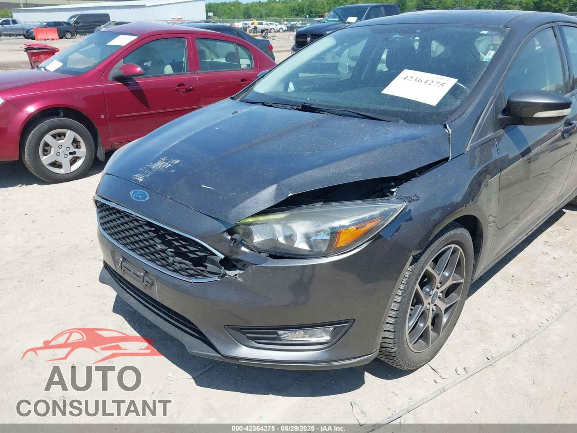 FORD FOCUS 2017 - 1FADP3M29HL324008