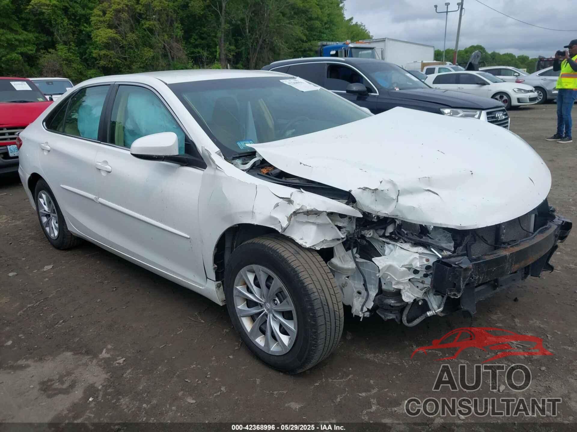 TOYOTA CAMRY 2016 - 4T4BF1FK9GR540540