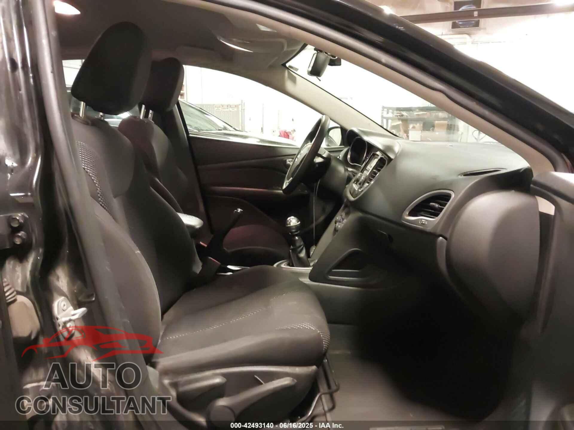 DODGE DART 2016 - 1C3CDFAA3GD565331