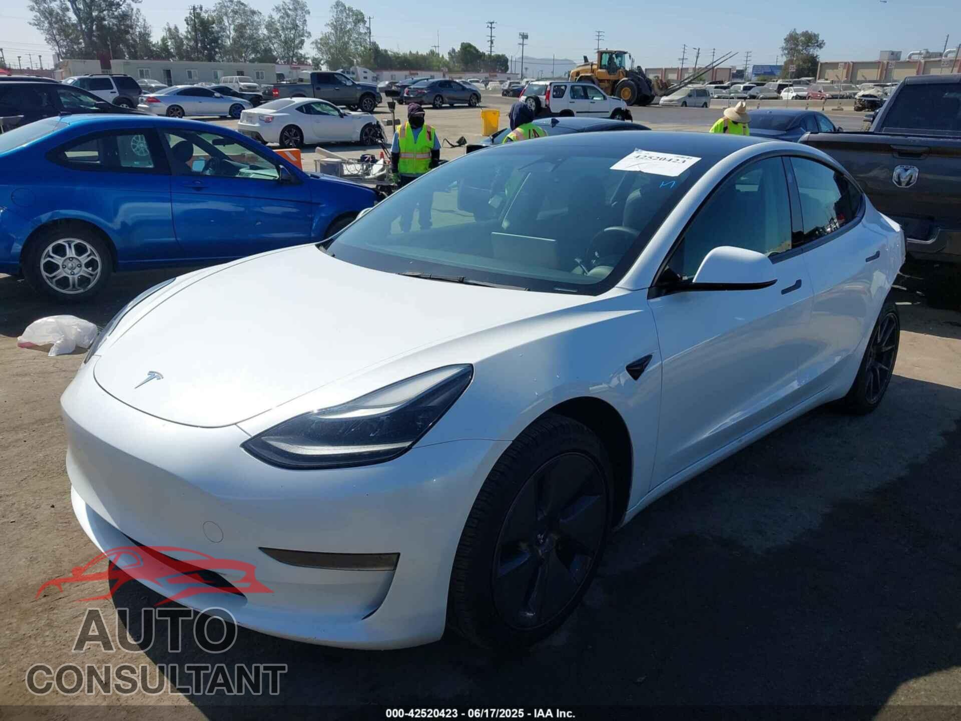 TESLA MODEL 3 2023 - 5YJ3E1EA5PF401237