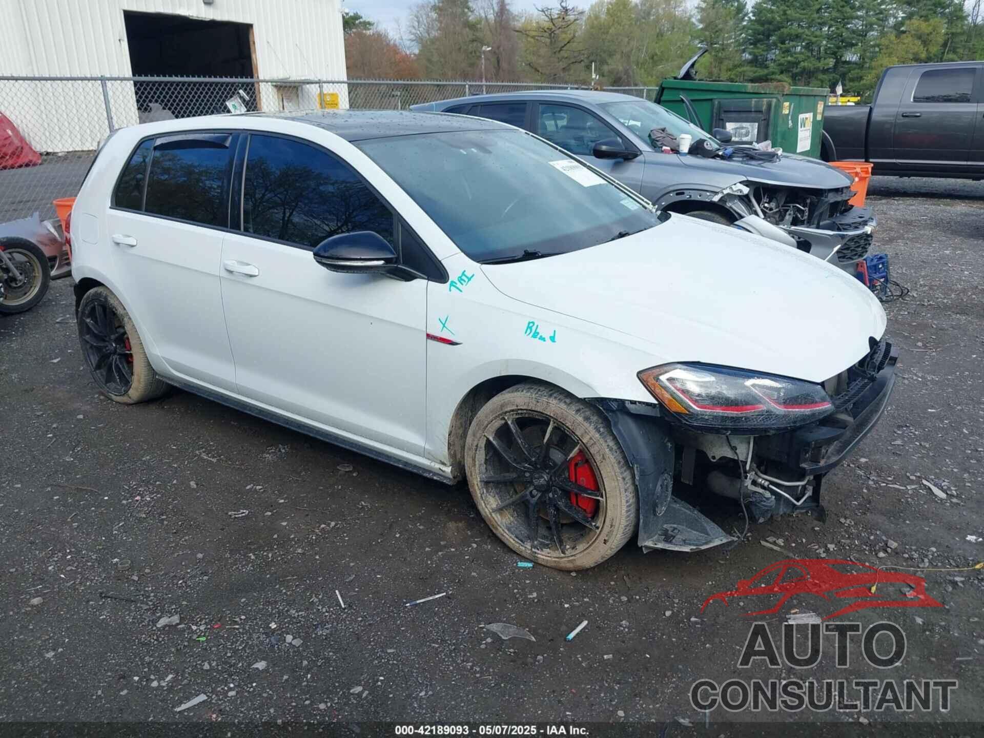 VOLKSWAGEN GOLF GTI 2021 - 3VW5T7AU2MM001366