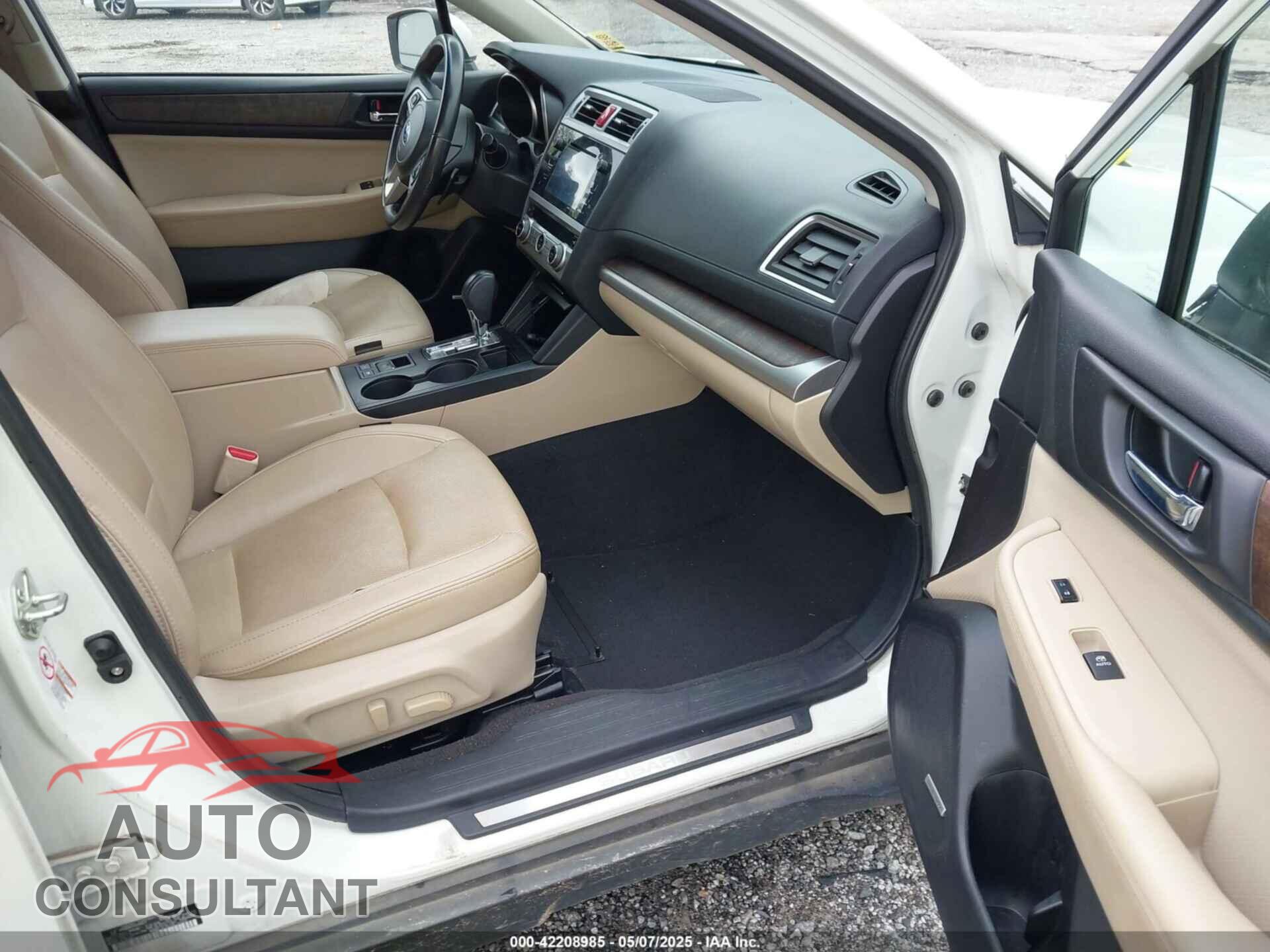SUBARU OUTBACK 2017 - 4S4BSANC2H3398877