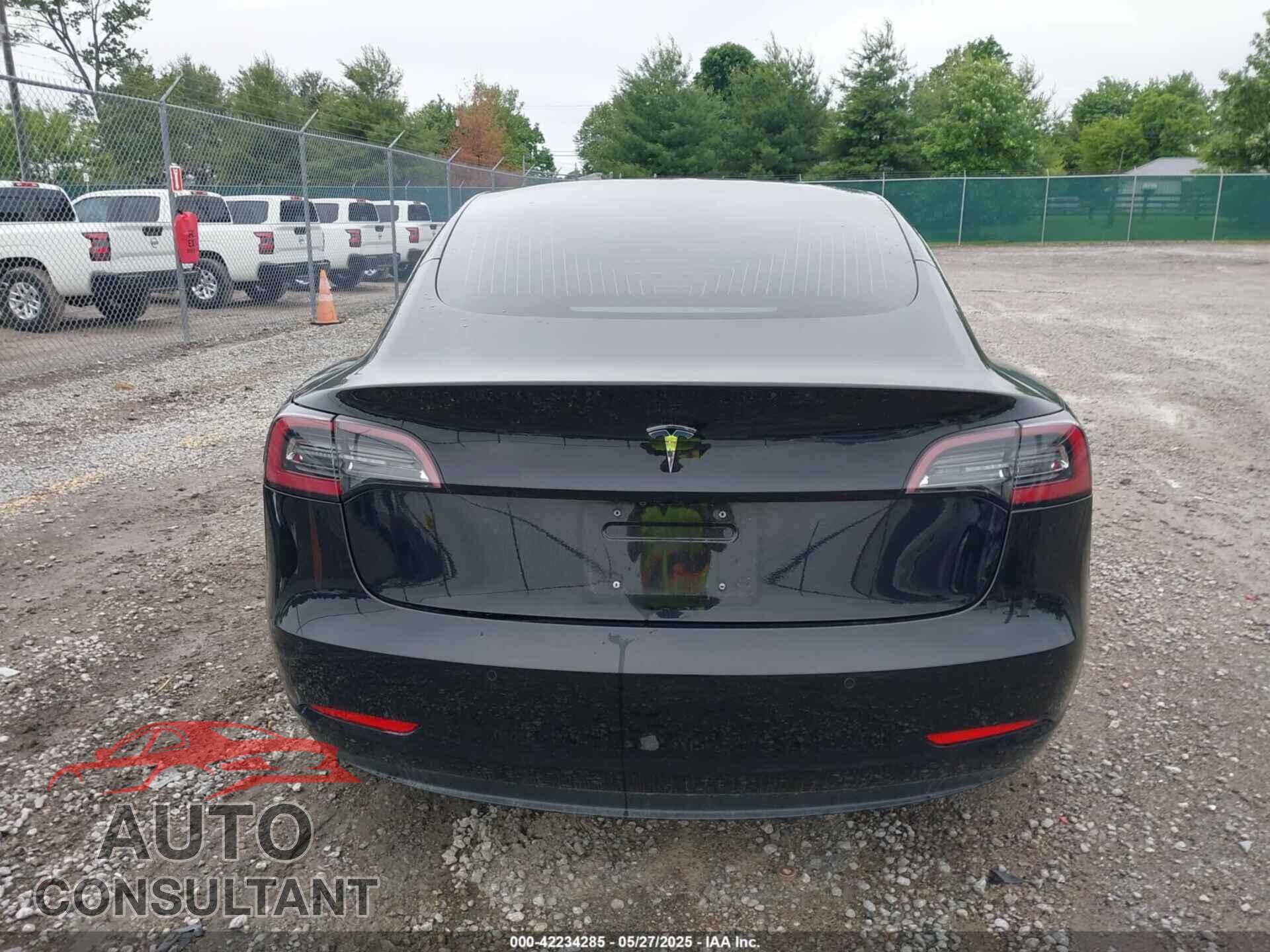 TESLA MODEL 3 2018 - 5YJ3E1EA4JF057035