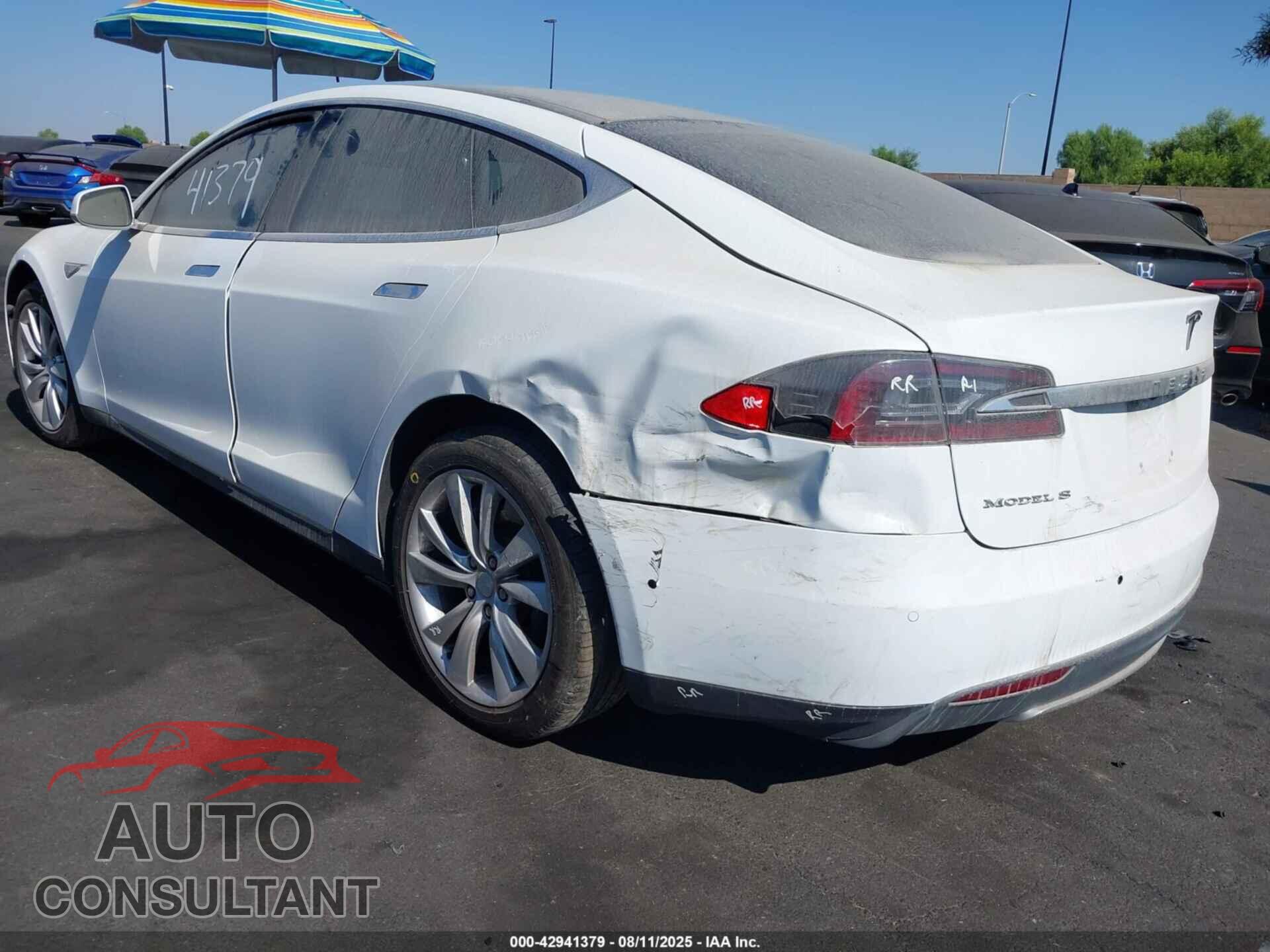 TESLA MODEL S 2015 - 5YJSA1E17FF110244