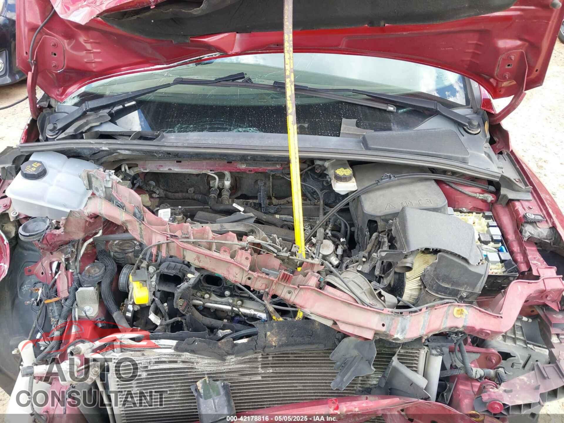 FORD FOCUS 2017 - 1FADP3K27HL340856