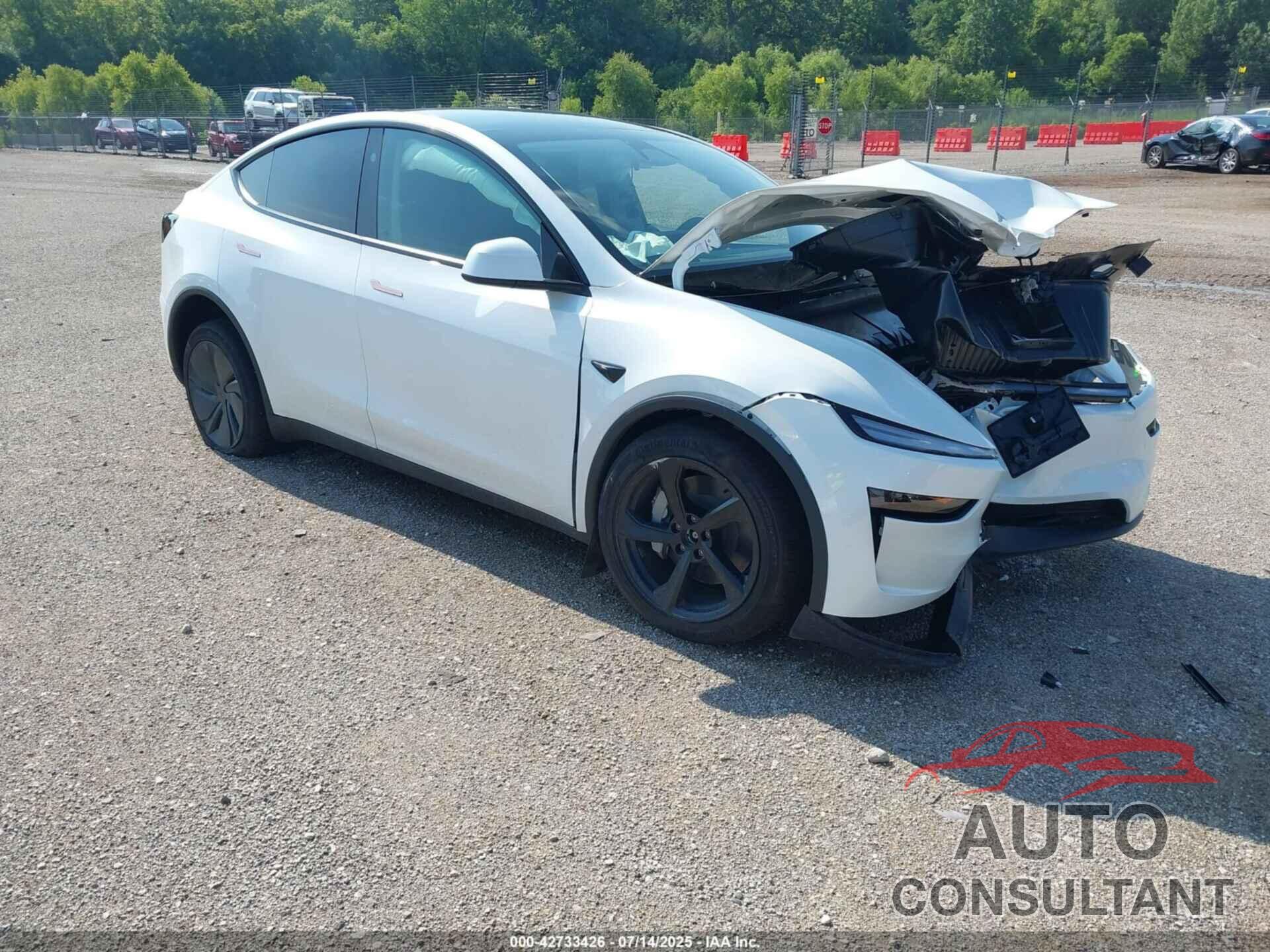 TESLA MODEL Y 2026 - 7SAYGDEE8TF364931