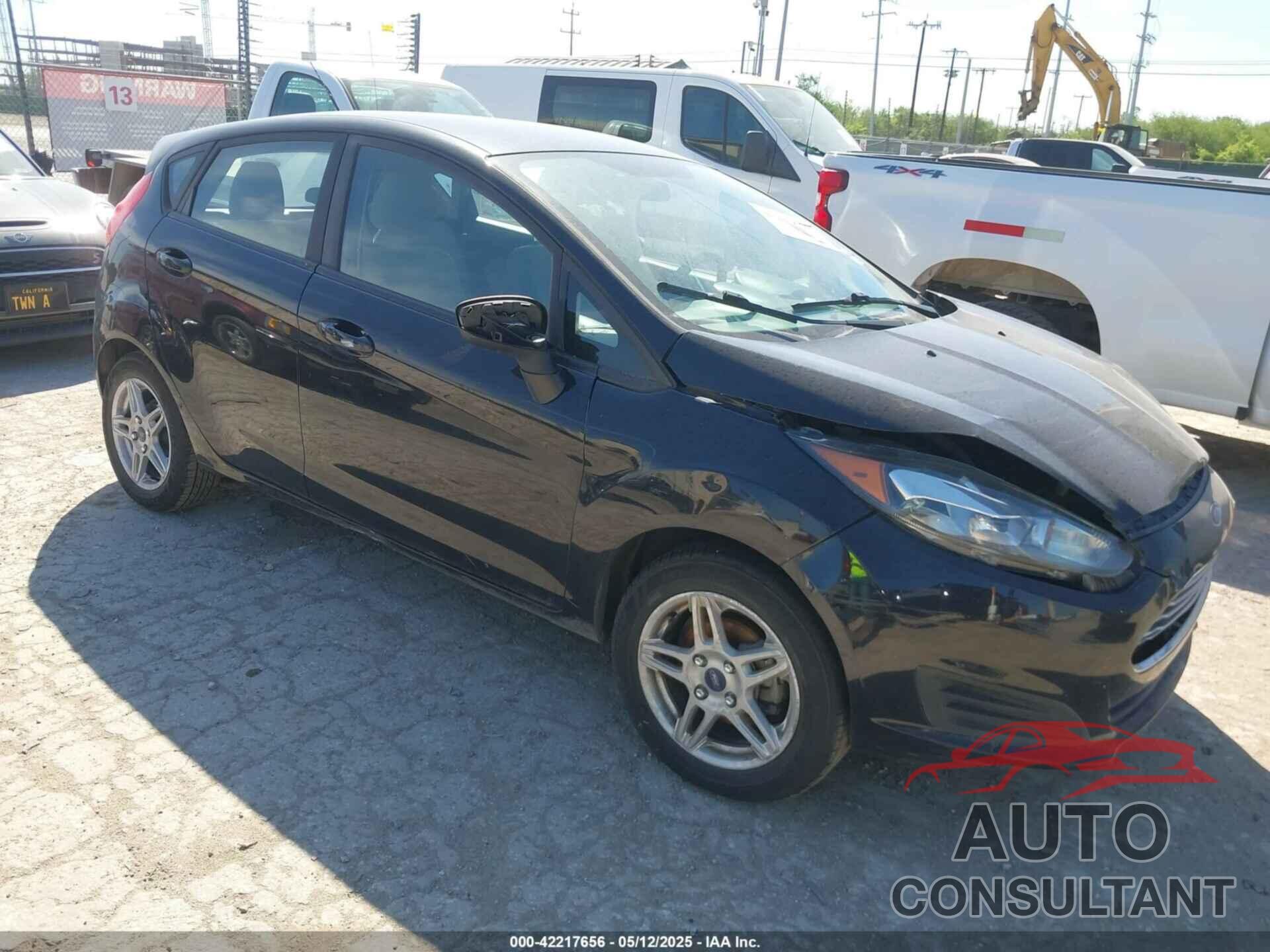 FORD FIESTA 2018 - 3FADP4EJ5JM106891