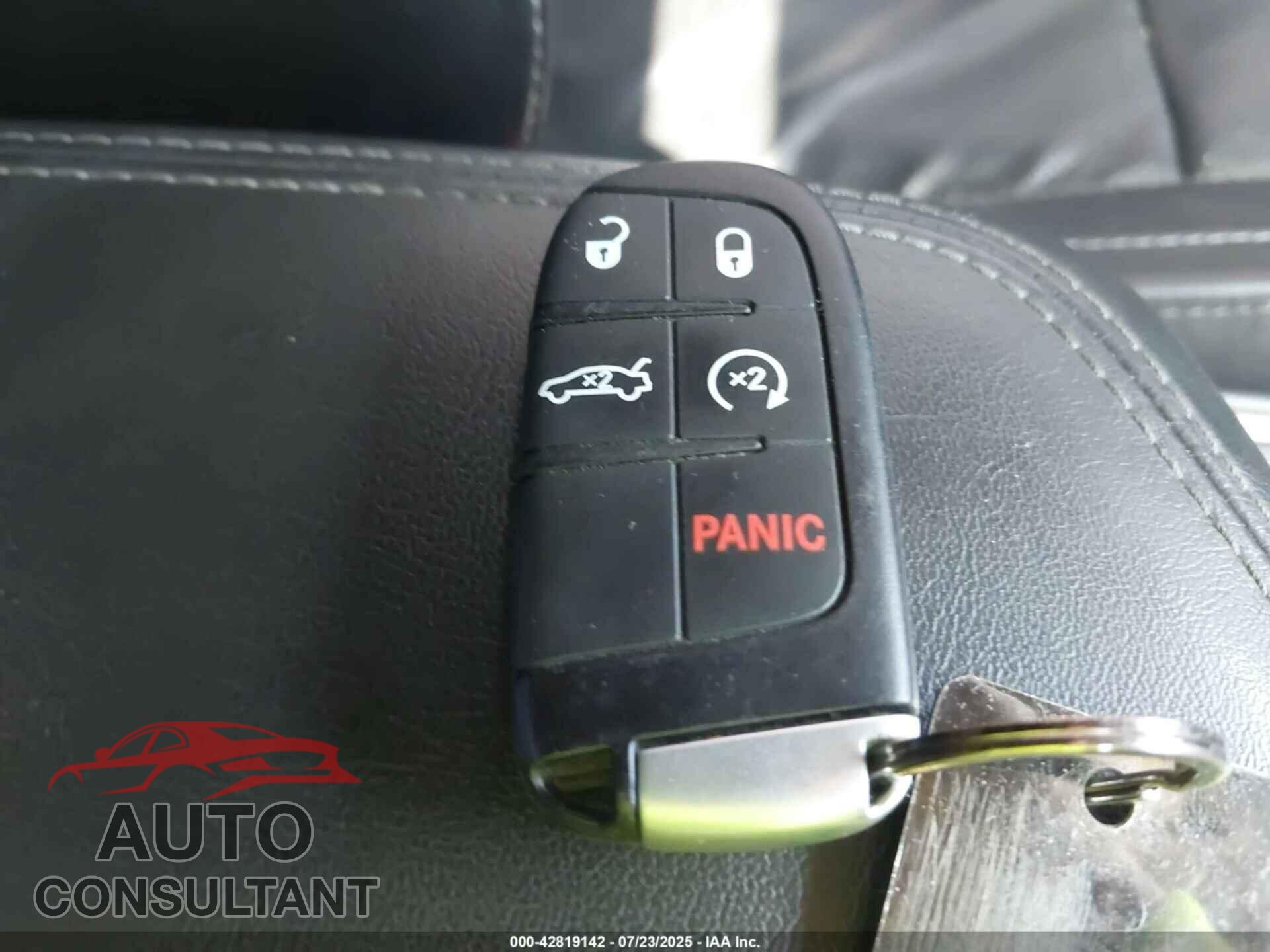 DODGE CHALLENGER 2016 - 2C3CDZBT2GH226158