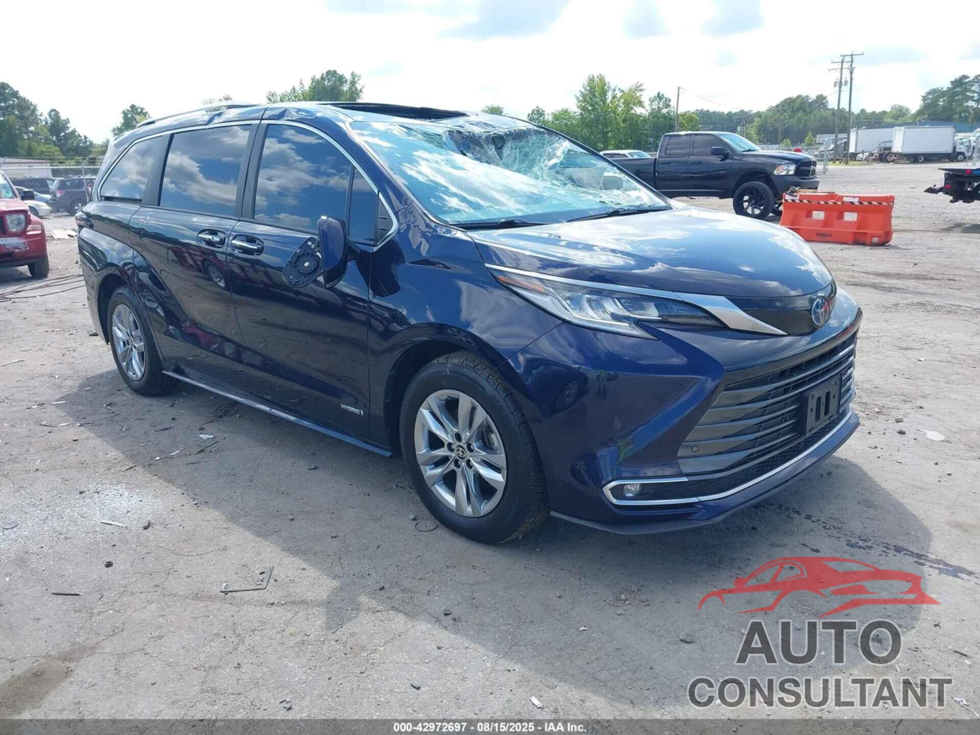 TOYOTA SIENNA 2021 - 5TDZSKFC9MS002766