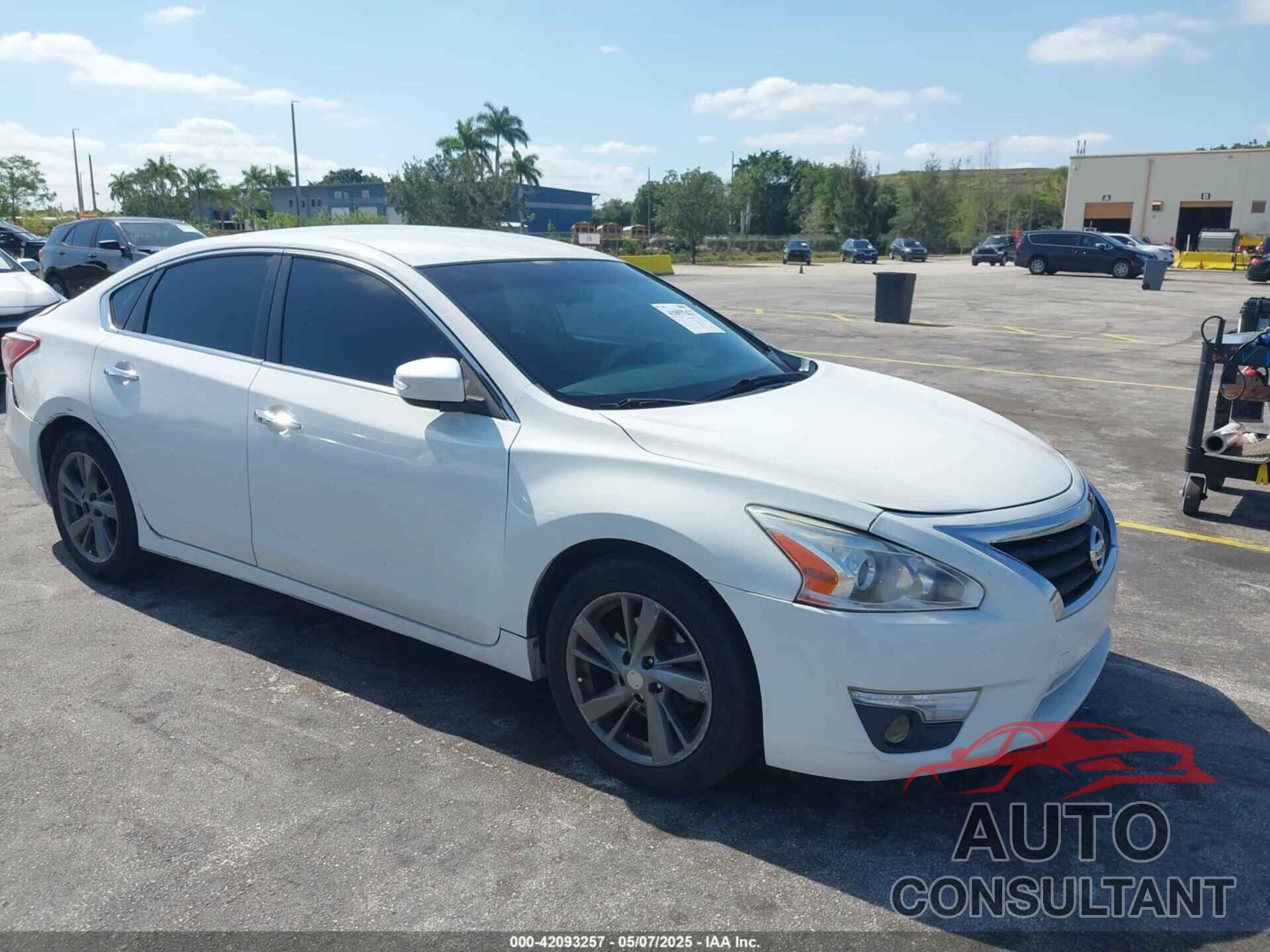 NISSAN ALTIMA 2015 - 1N4AL3AP1FN397194