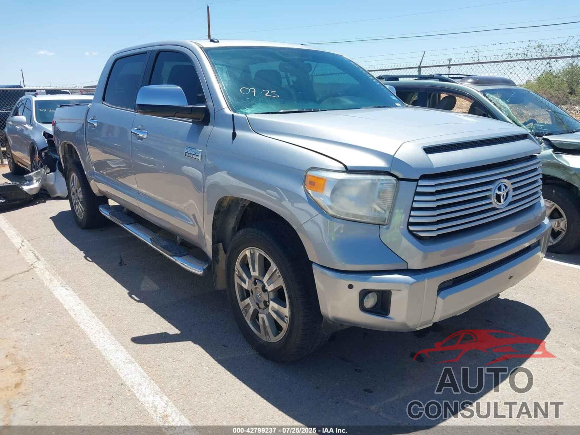 TOYOTA TUNDRA 2017 - 5TFAW5F18HX590452