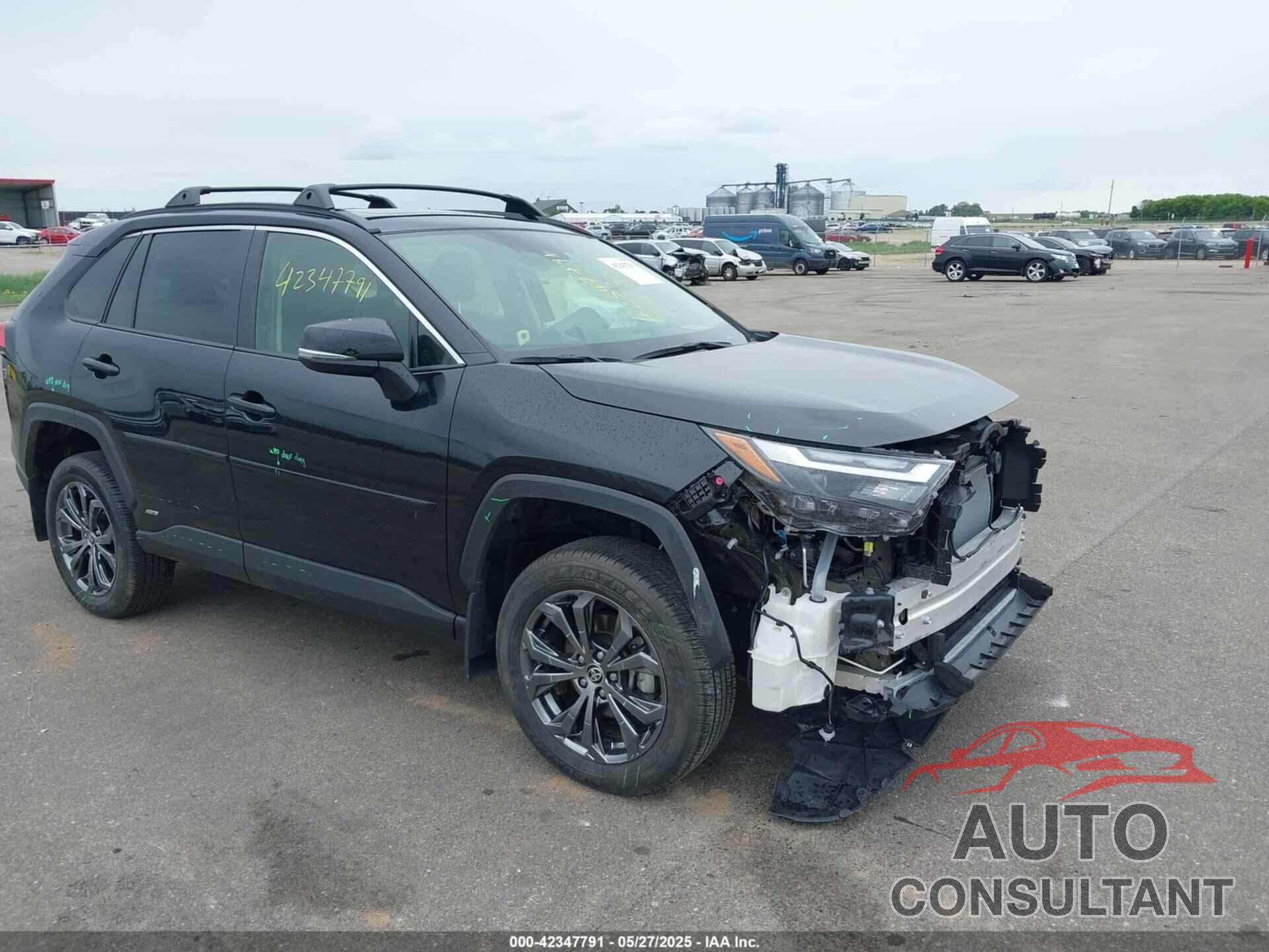TOYOTA RAV4 HYBRID 2024 - JTMB6RFV7RD139157