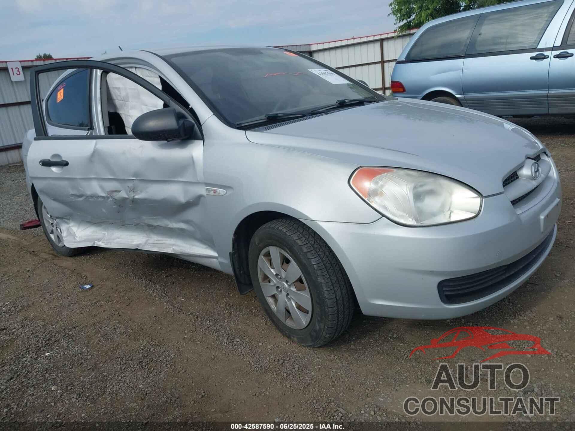 HYUNDAI ACCENT 2009 - KMHCM36C99U110860
