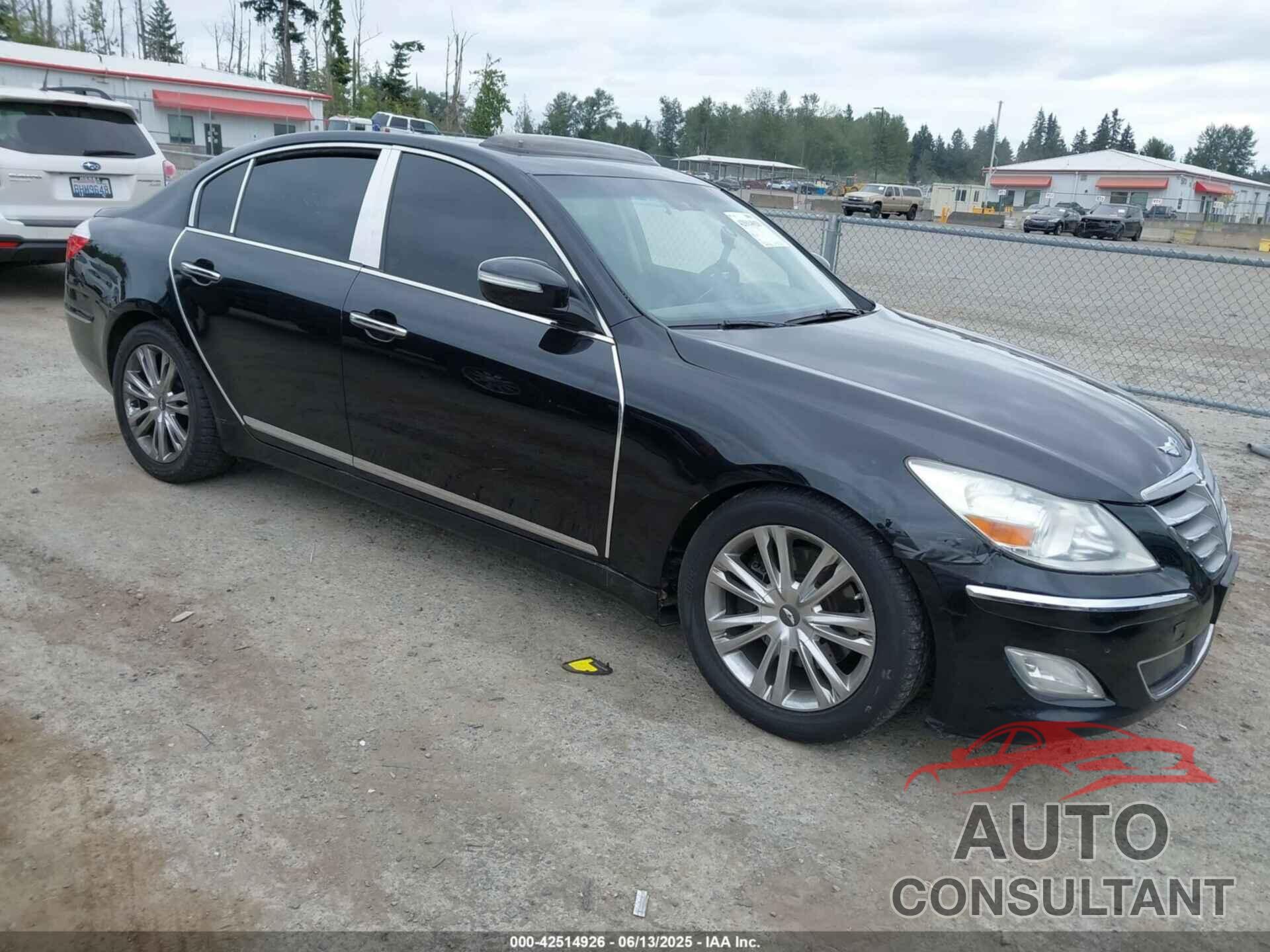 HYUNDAI GENESIS 2011 - KMHGC4DF9BU144990