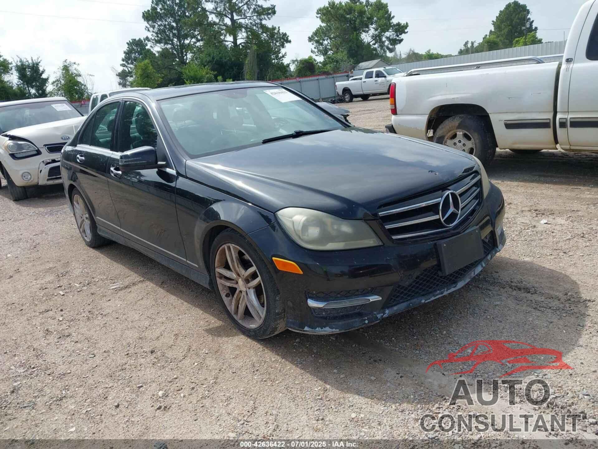 MERCEDES-BENZ C 250 2014 - WDDGF4HB8EG207833
