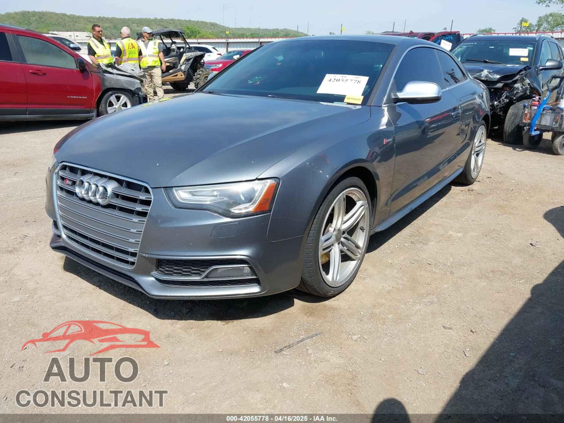 AUDI S5 2013 - WAUCGAFR8DA039713