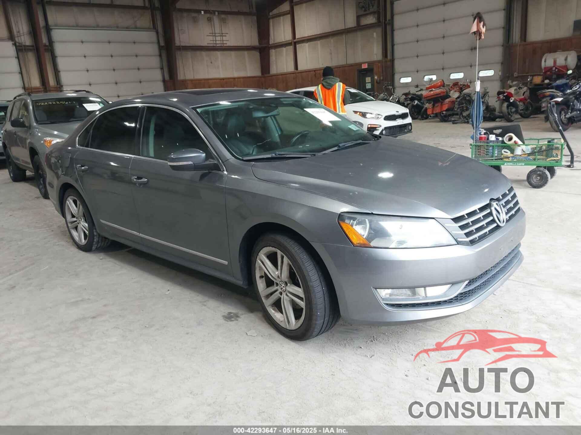 VOLKSWAGEN PASSAT 2014 - 1VWCS7A38EC119314