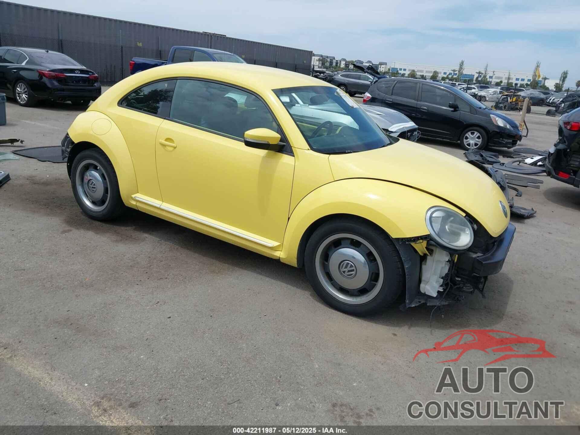 VOLKSWAGEN BEETLE 2012 - 3VWJP7AT7CM606721