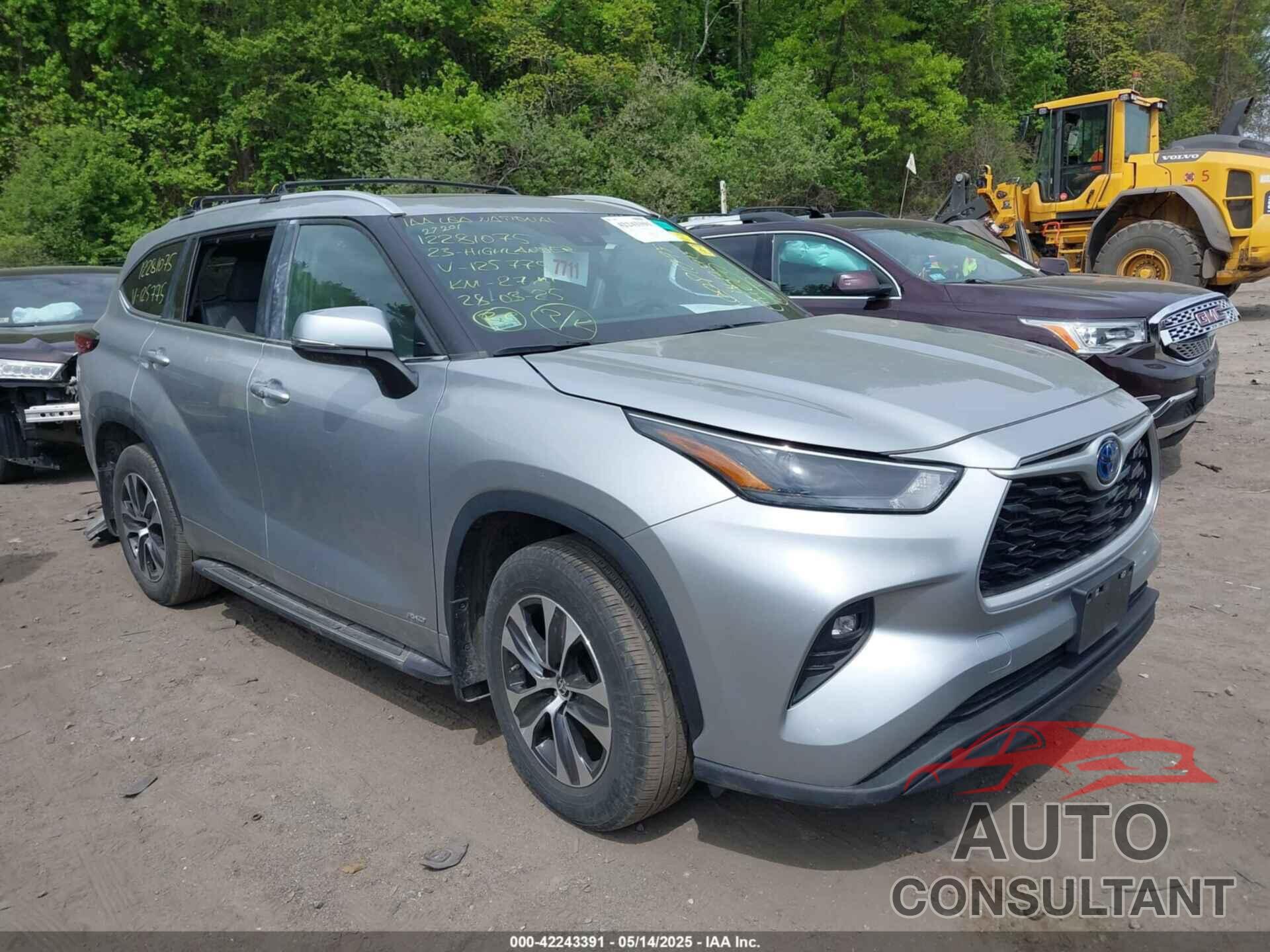 TOYOTA HIGHLANDER 2023 - 5TDKBRCH2PS125775