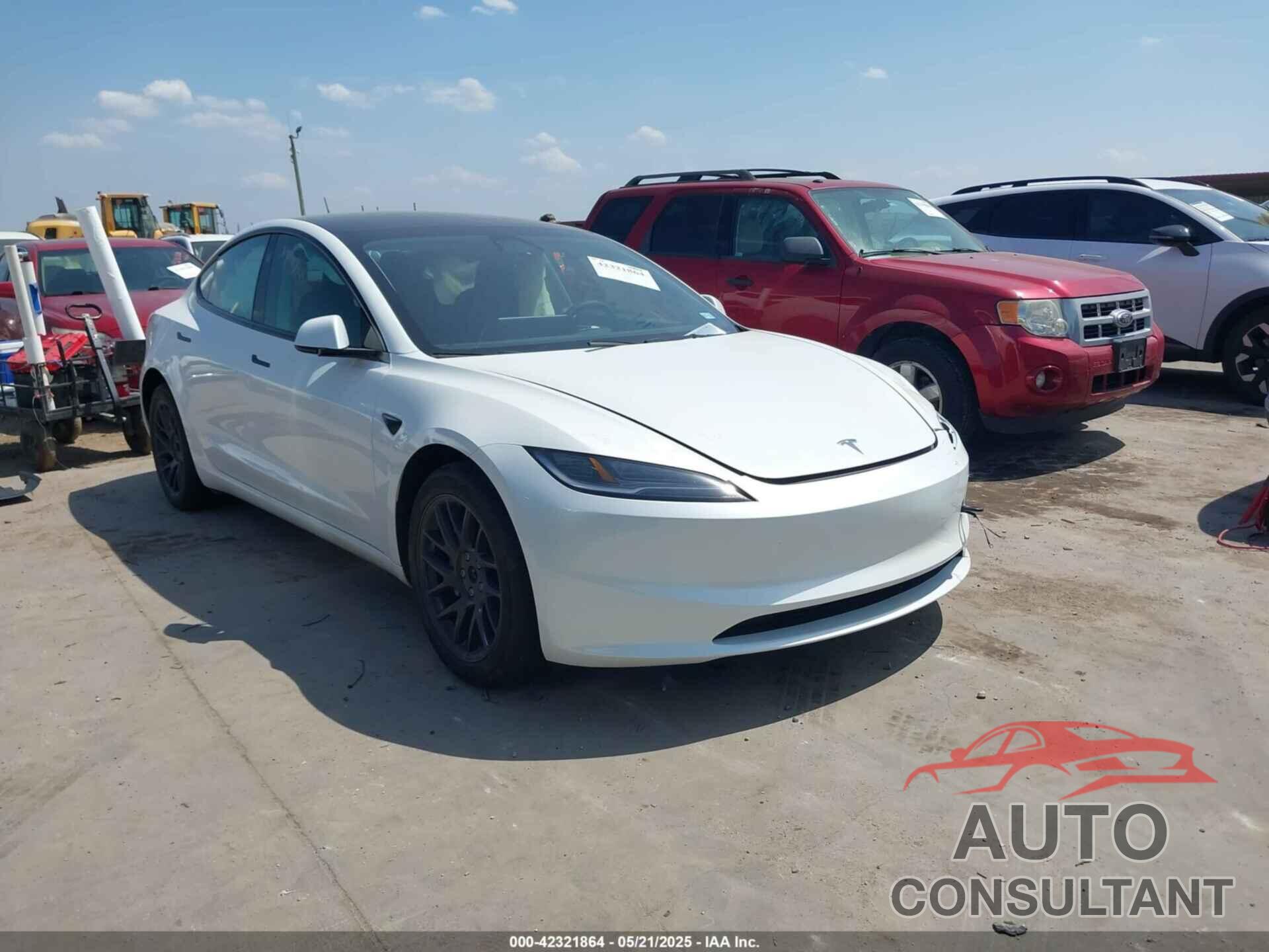 TESLA MODEL 3 2024 - 5YJ3E1EAXRF785907
