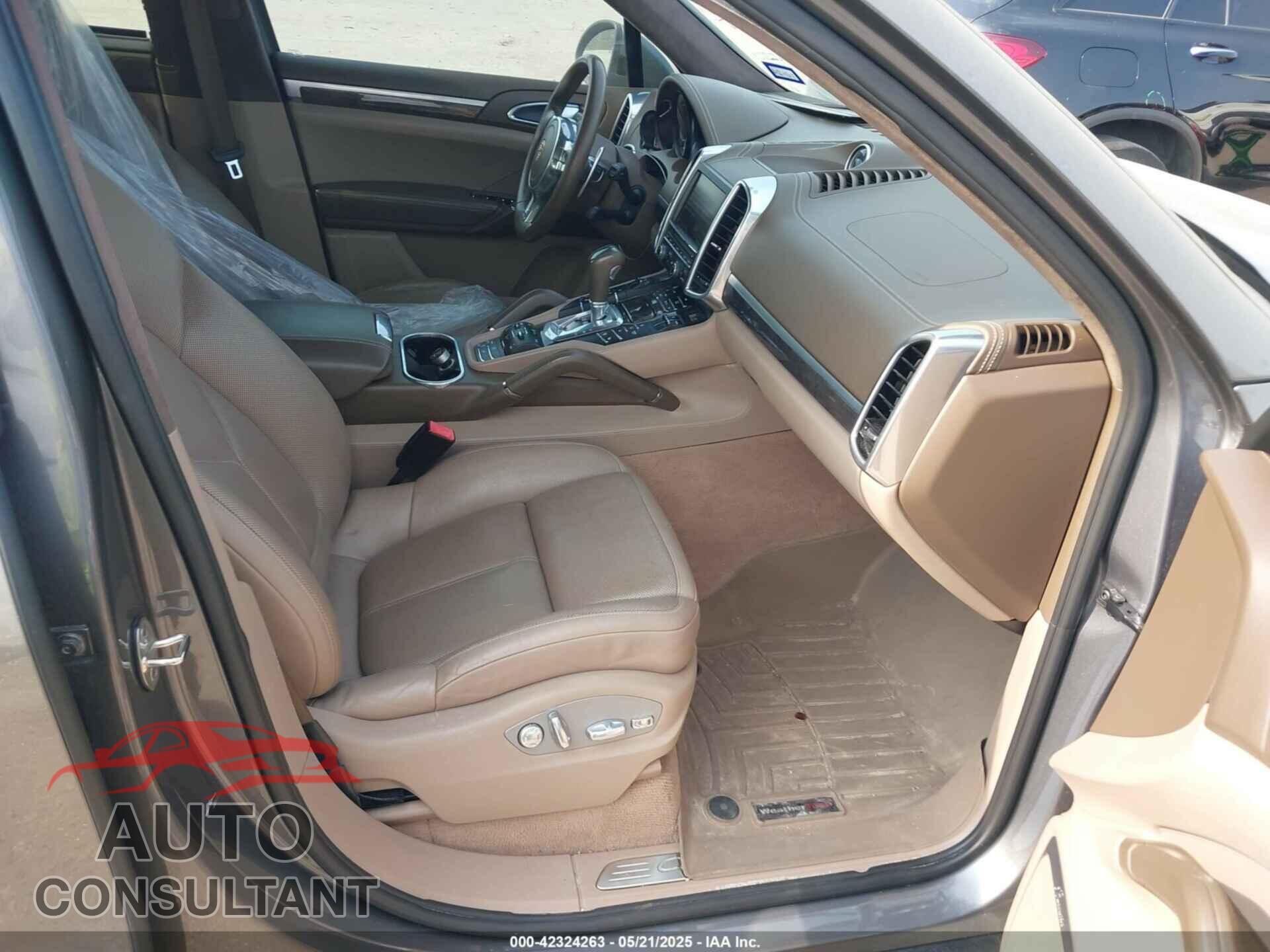 PORSCHE CAYENNE 2012 - WP1AC2A29CLA80486