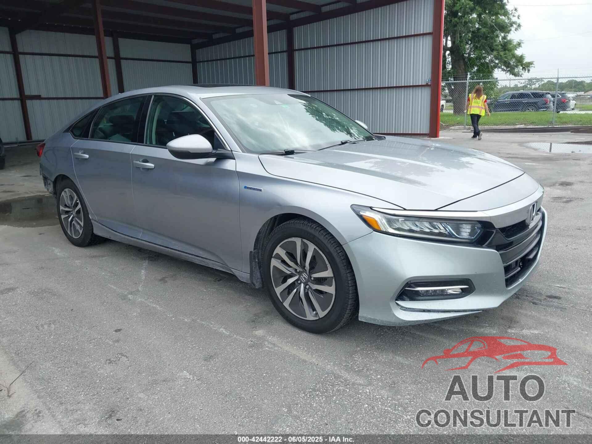 HONDA ACCORD HYBRID 2019 - 1HGCV3F50KA017933
