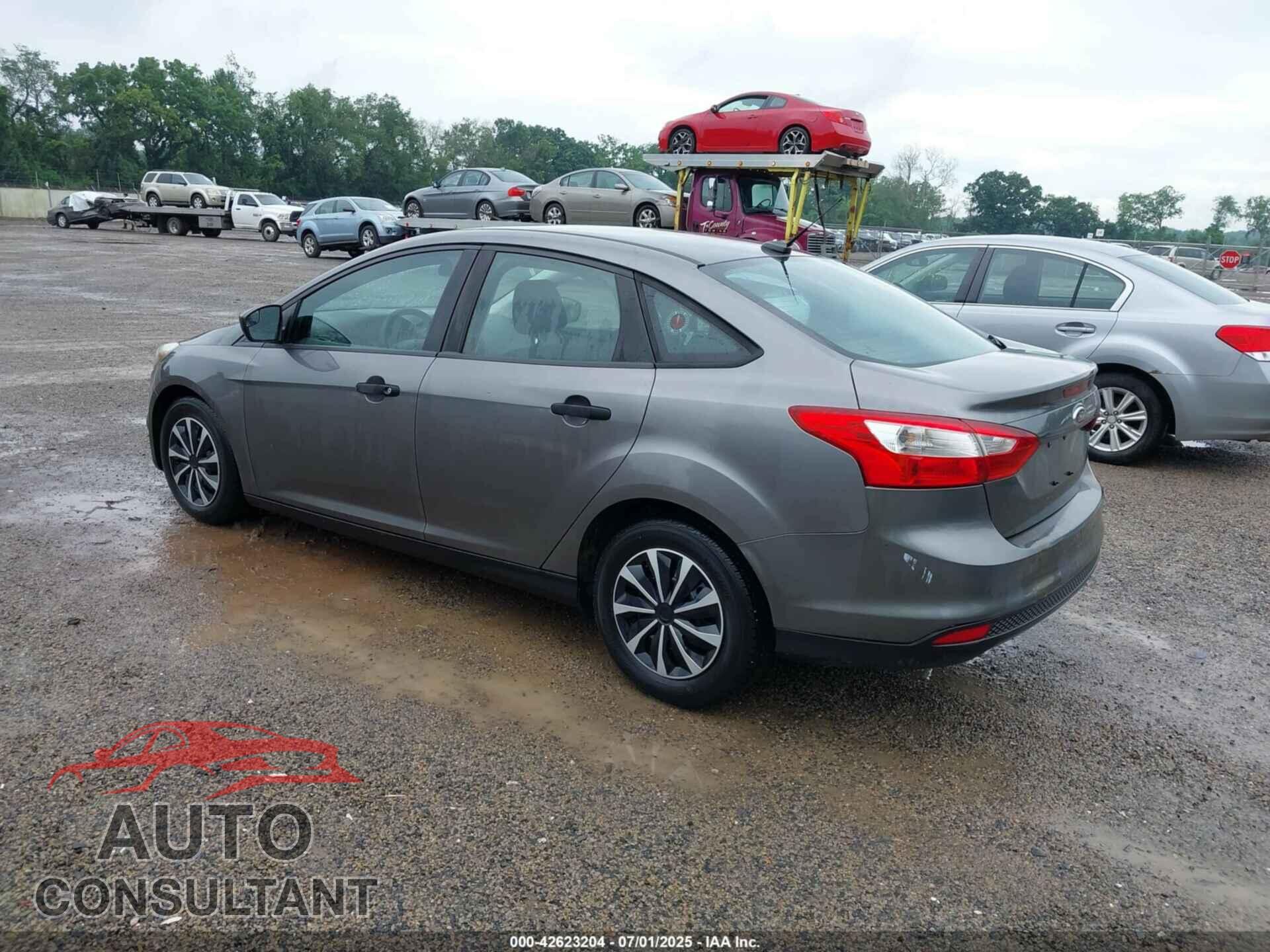 FORD FOCUS 2013 - 1FADP3E20DL360890