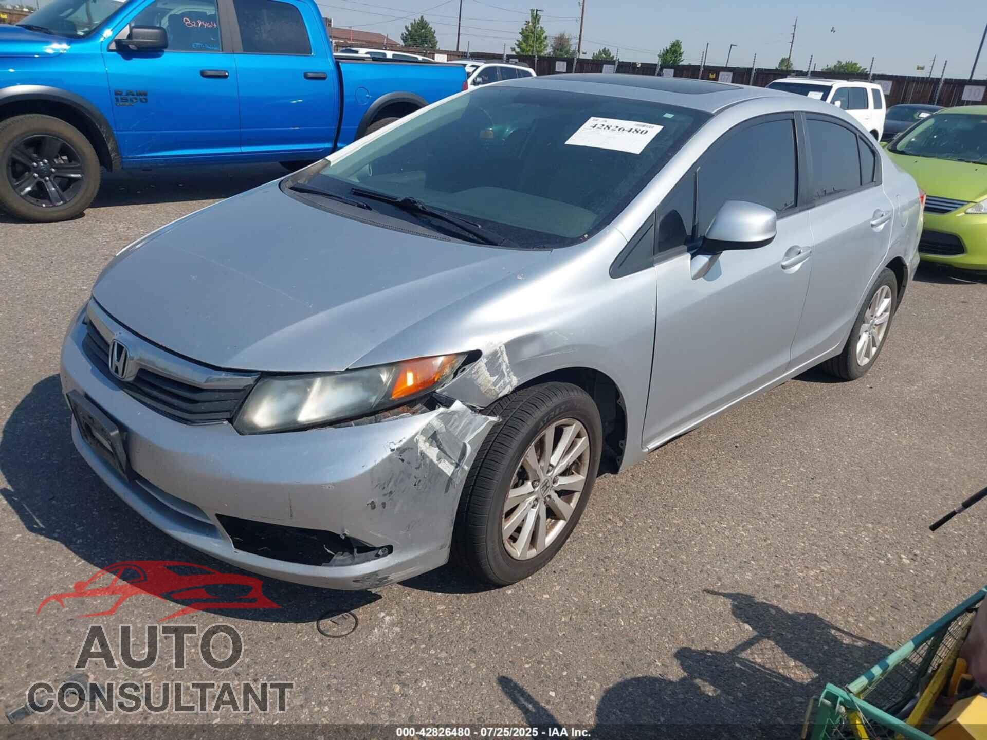 HONDA CIVIC 2012 - 2HGFB2F80CH608485