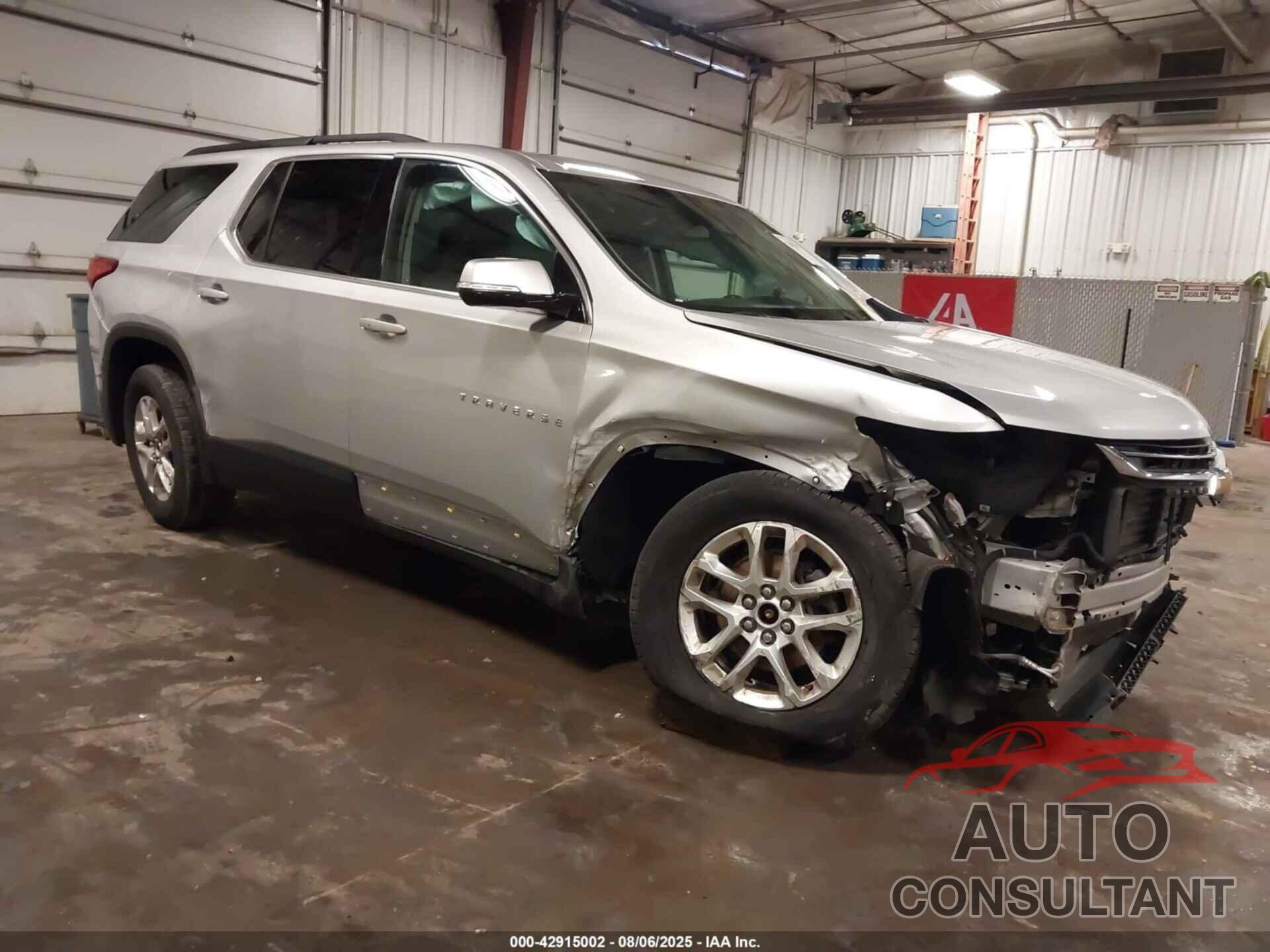 CHEVROLET TRAVERSE 2019 - 1GNEVGKW0KJ104459