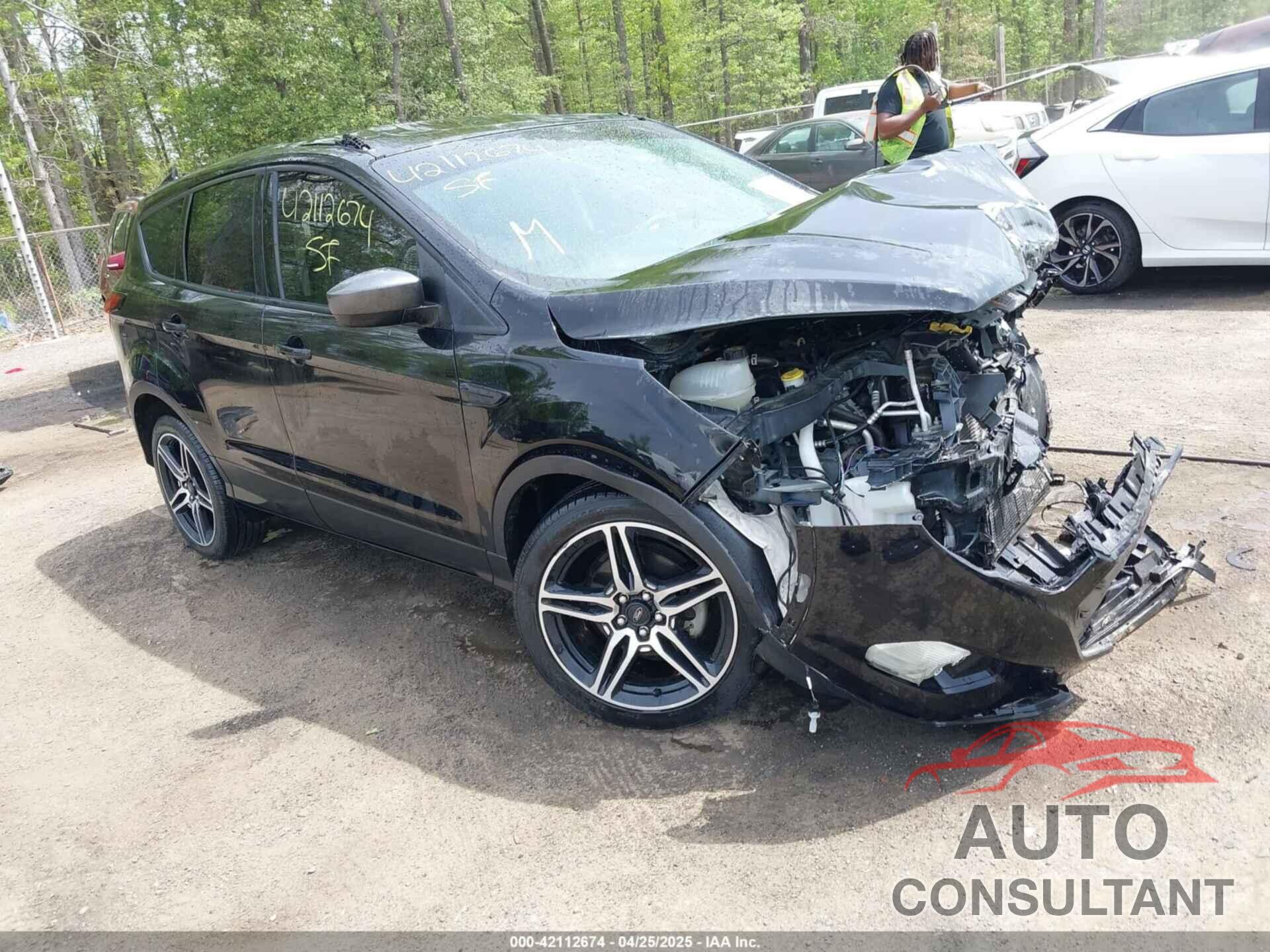 FORD ESCAPE 2019 - 1FMCU0HD3KUC47335