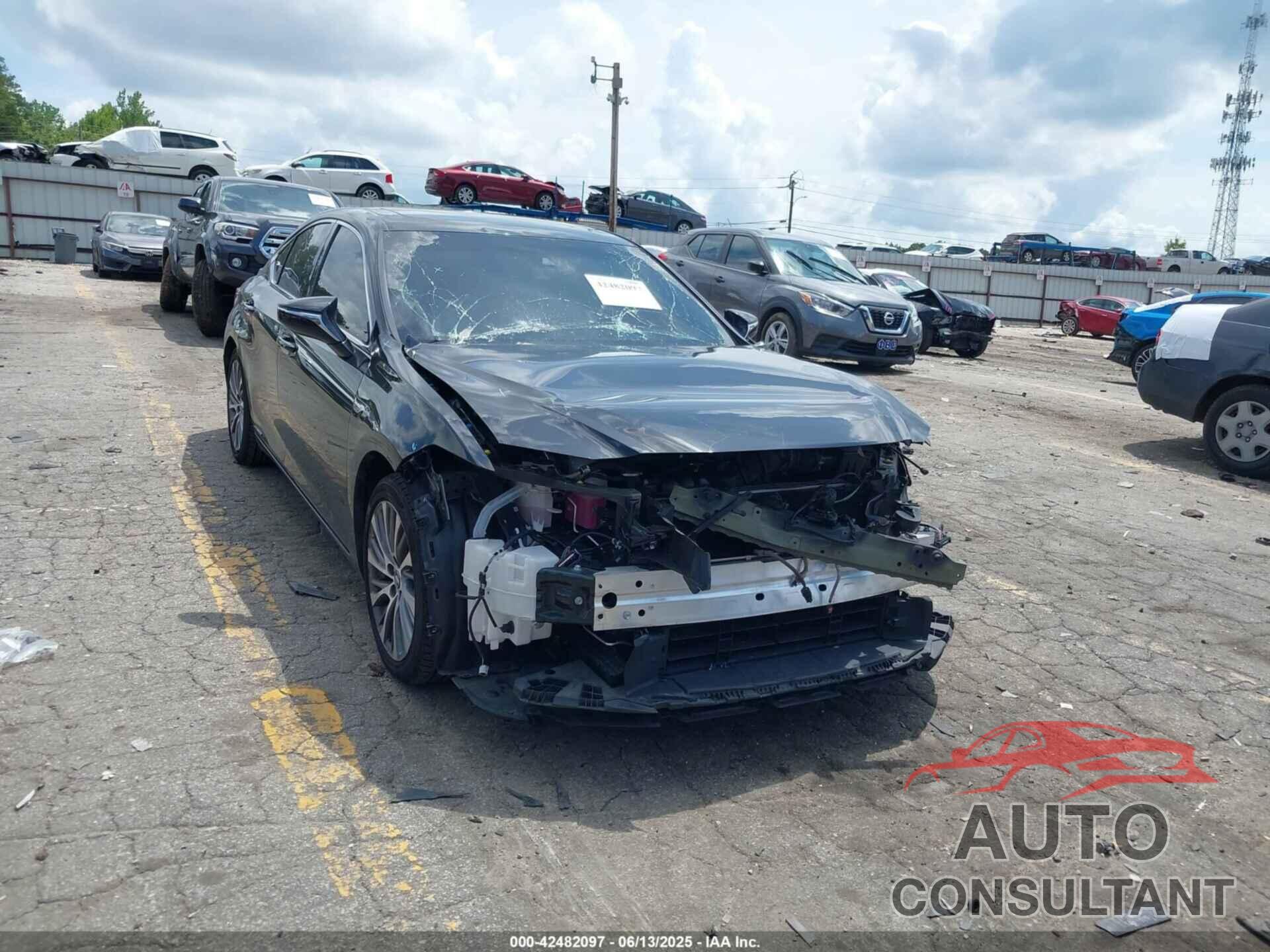 LEXUS ES 300H 2020 - 58AD21B15LU007910