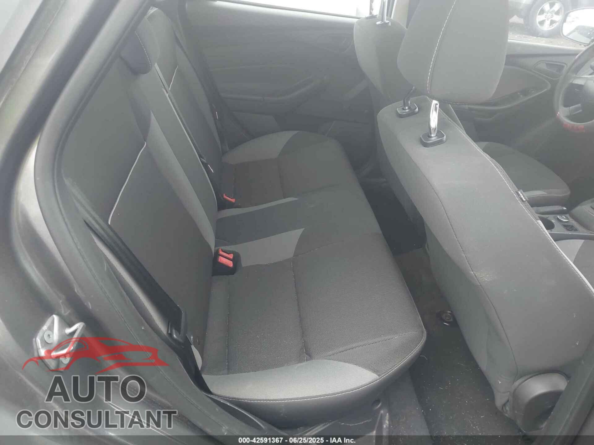 FORD FOCUS 2013 - 1FADP3E25DL350534