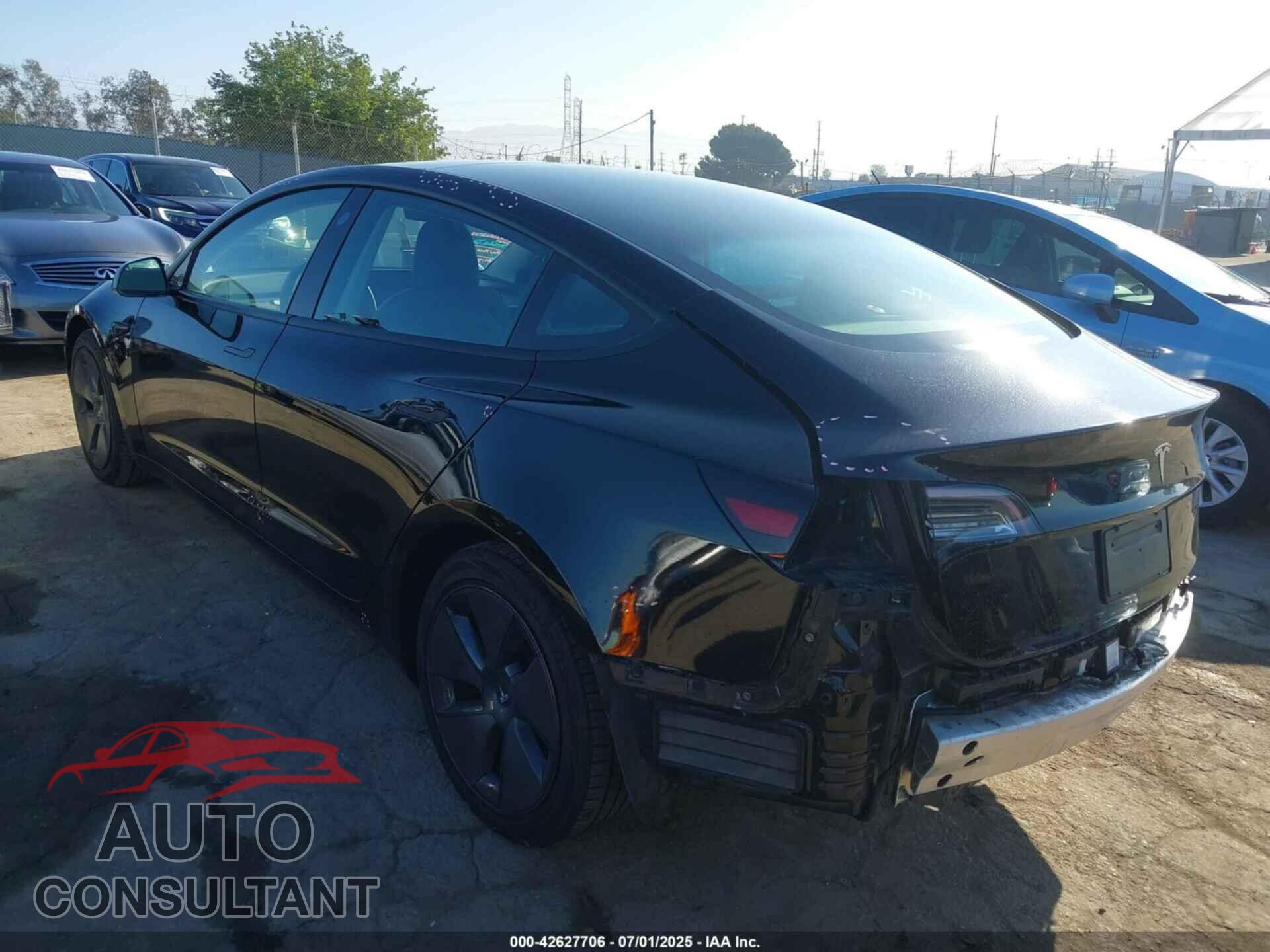 TESLA MODEL 3 2021 - 5YJ3E1EA9MF077673