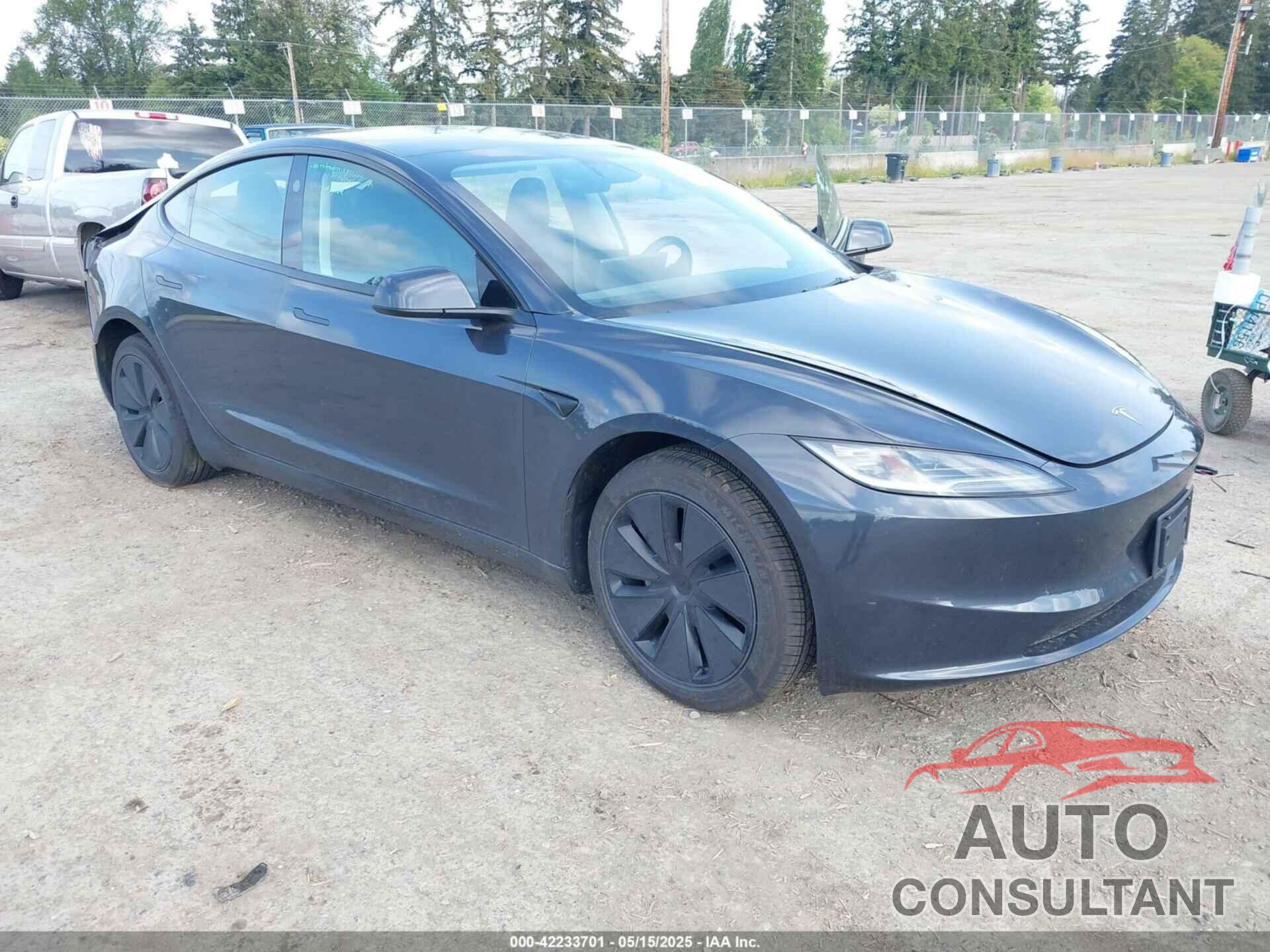 TESLA MODEL 3 2025 - 5YJ3E1EA7SF887557