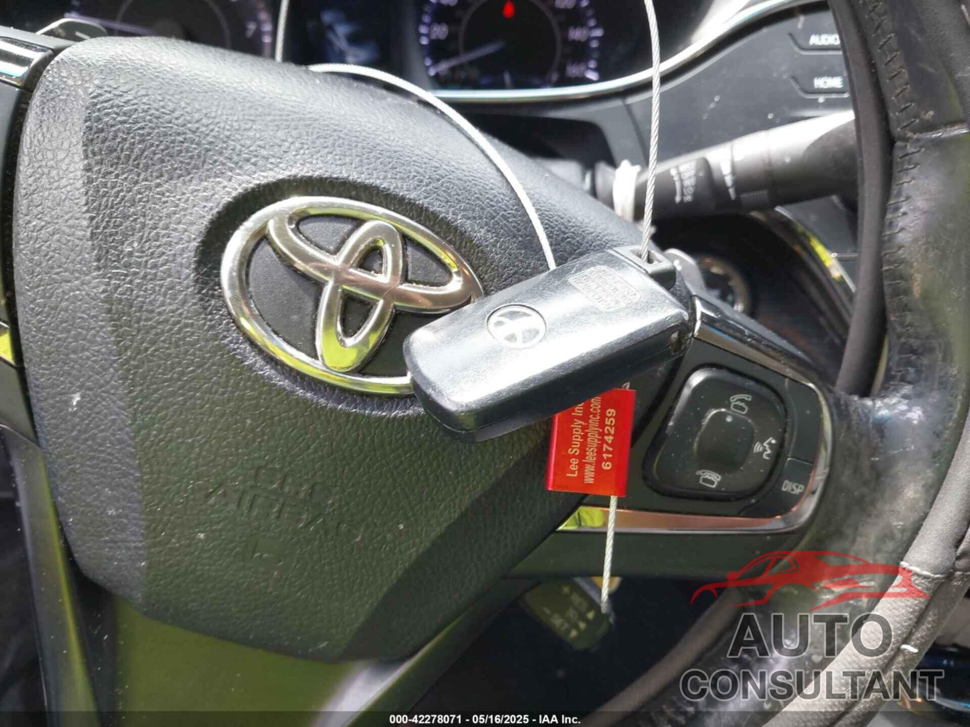 TOYOTA AVALON 2016 - 4T1BK1EB9GU195873