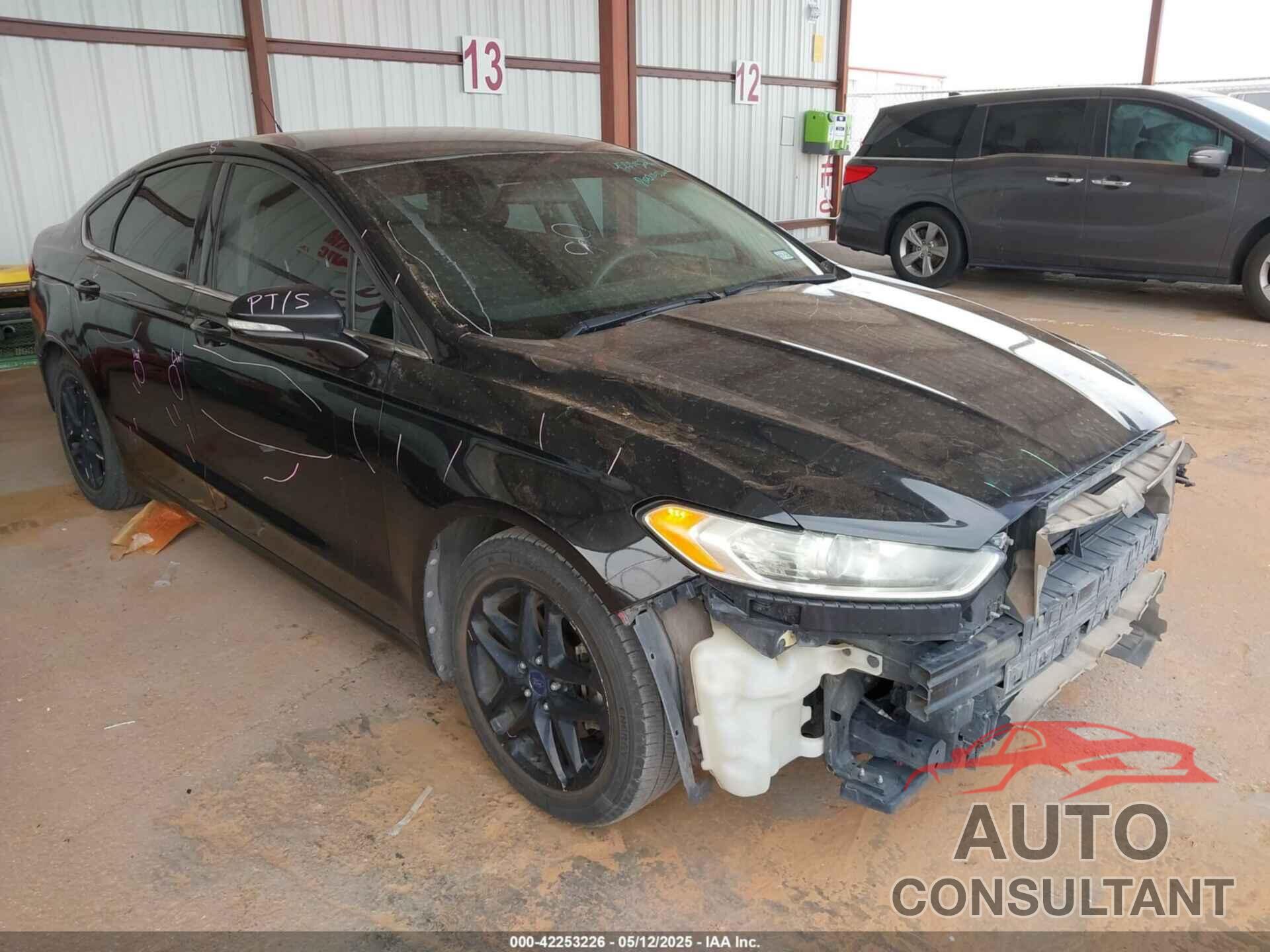 FORD FUSION 2013 - 3FA6P0H7XDR192904