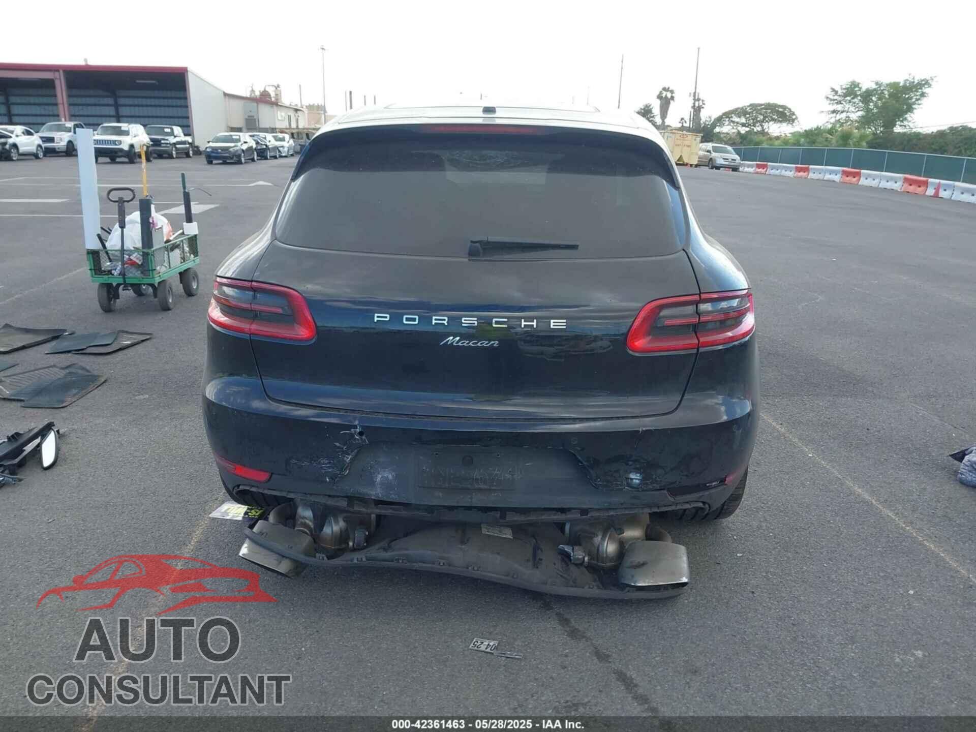 PORSCHE MACAN 2018 - WP1AA2A50JLB09838
