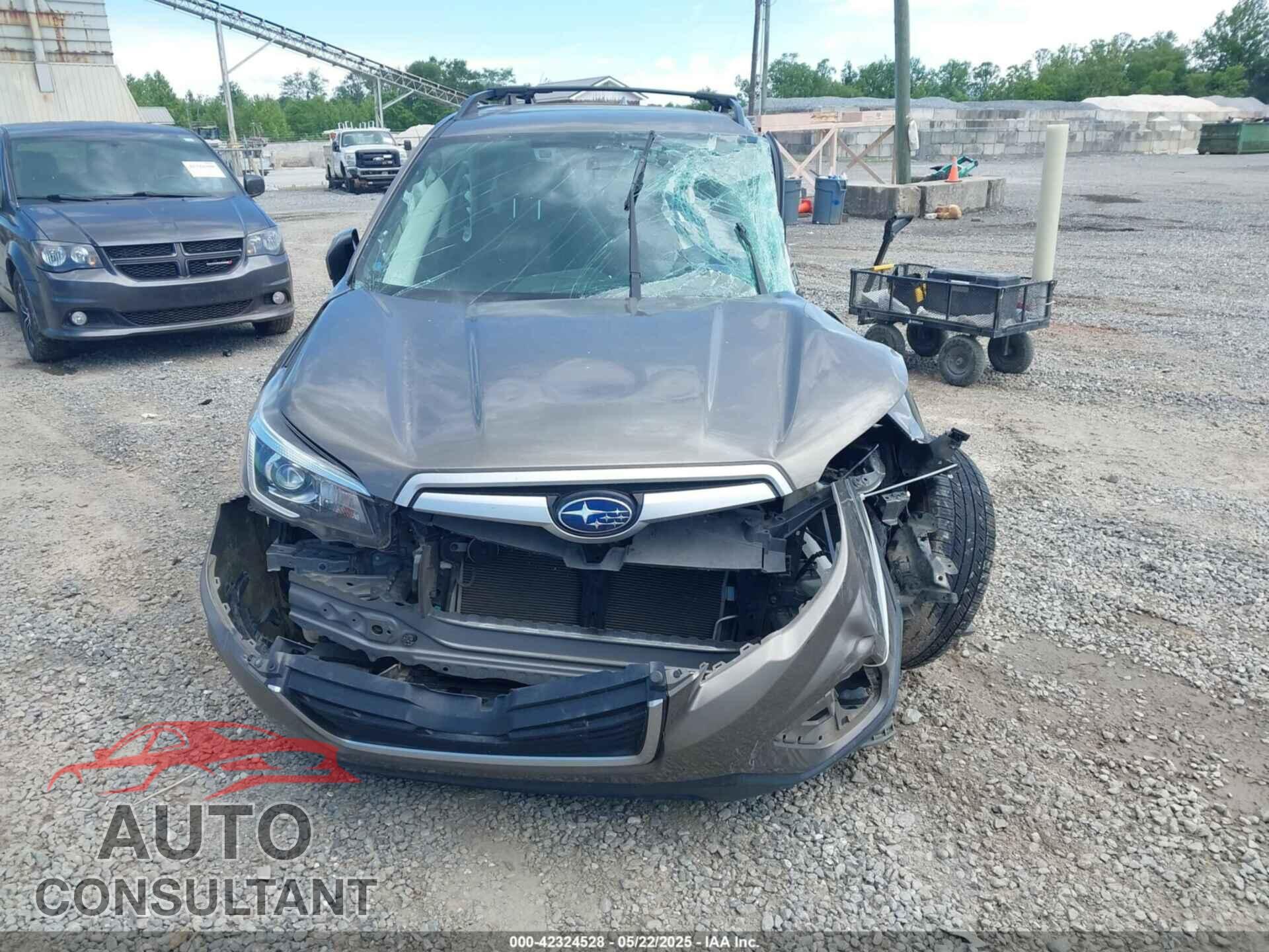 SUBARU FORESTER 2019 - JF2SKAGC5KH553063