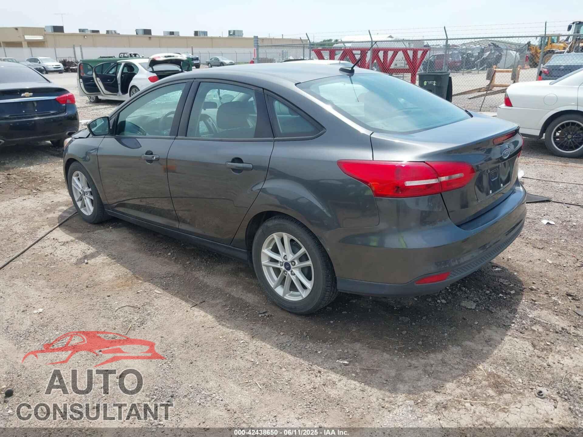 FORD FOCUS 2016 - 1FADP3F21GL387227