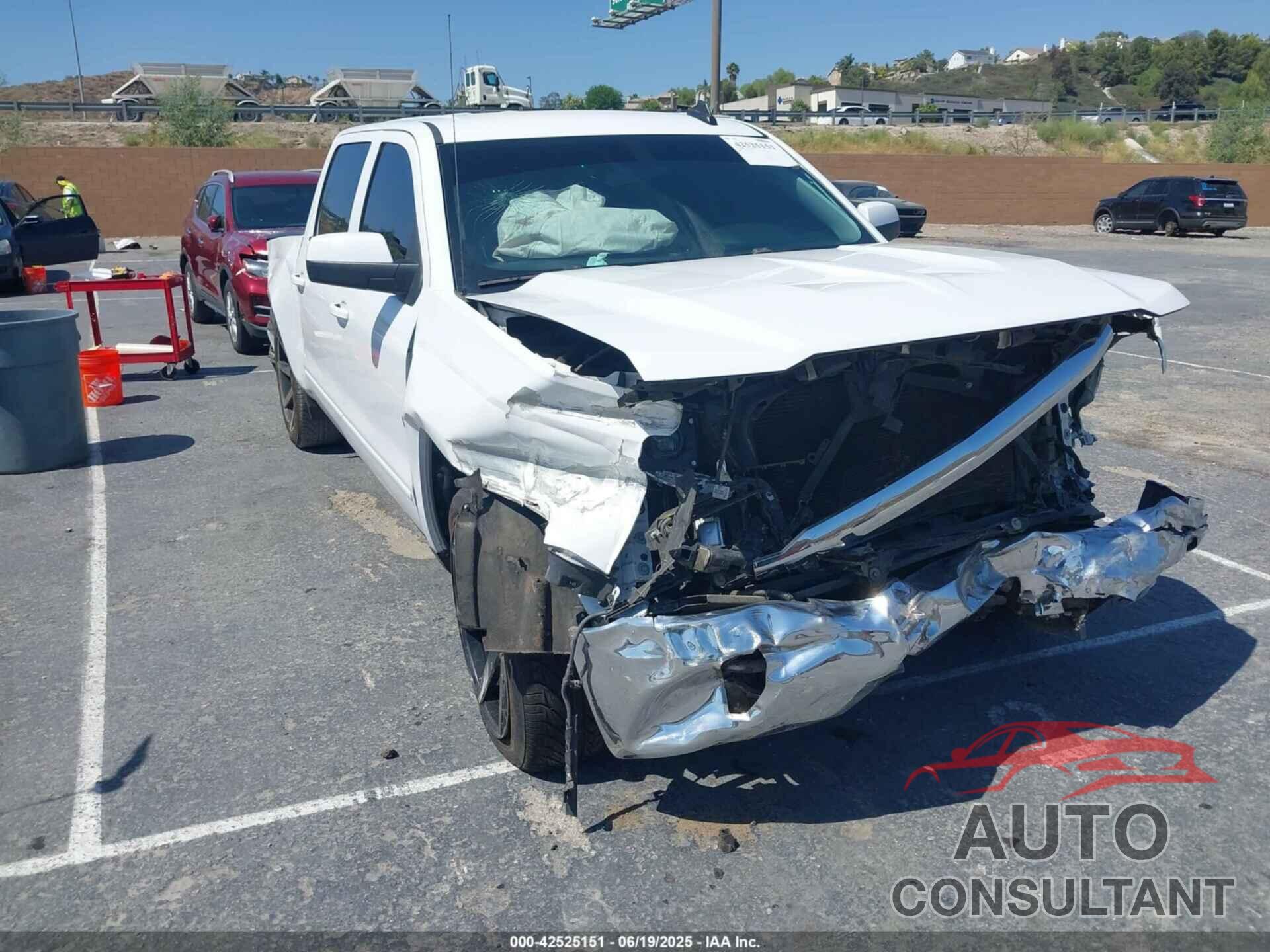 CHEVROLET SILVERADO 1500 2017 - 3GCPCREC1HG440524