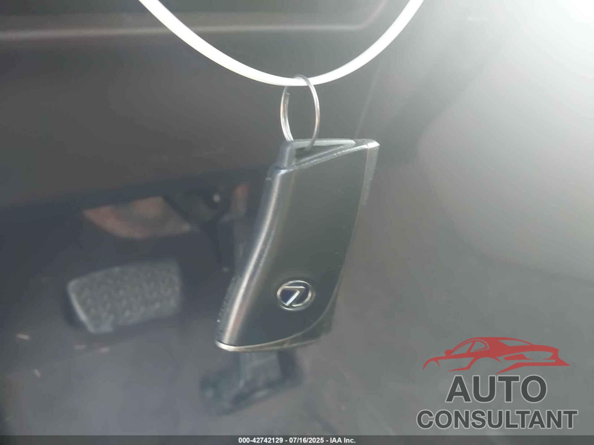 LEXUS ES 2020 - 58AD21B17LU010503