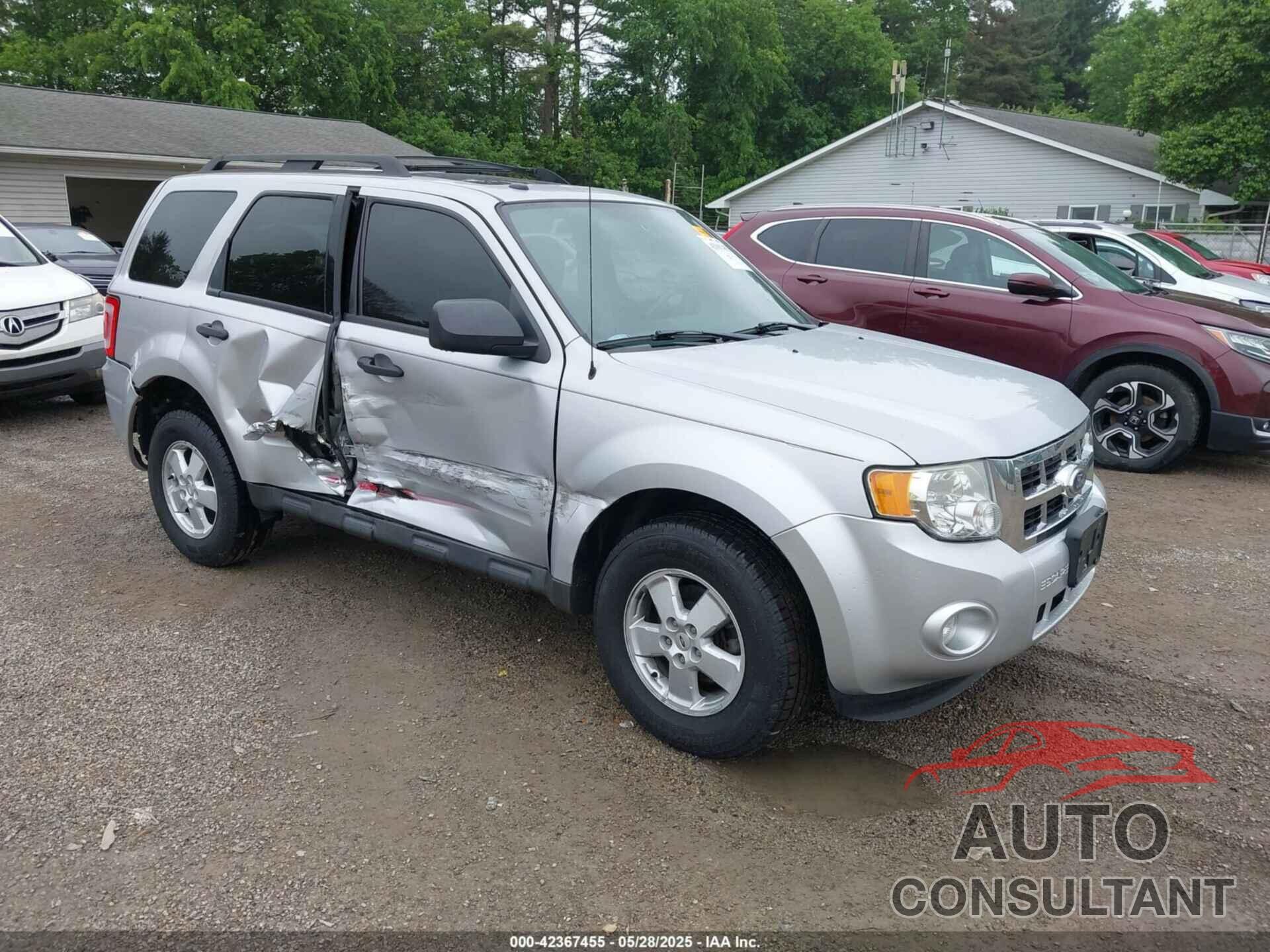 FORD ESCAPE 2011 - 1FMCU0D78BKB32984
