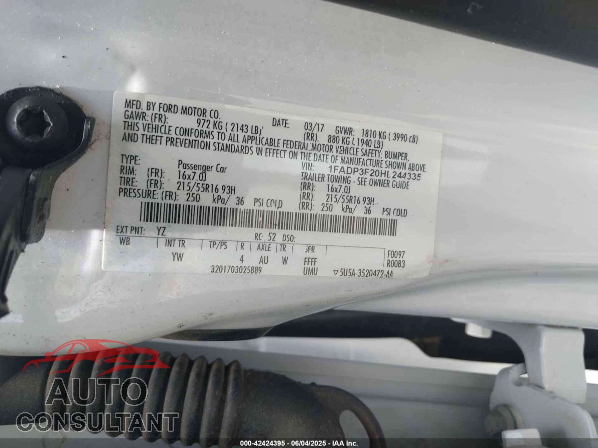 FORD FOCUS 2017 - 1FADP3F20HL244335
