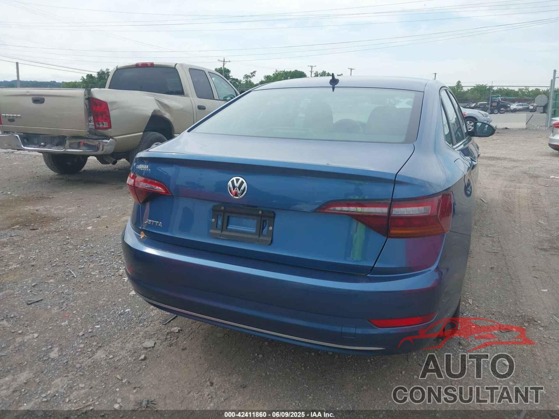 VOLKSWAGEN JETTA 2019 - 3VWC57BU8KM085724