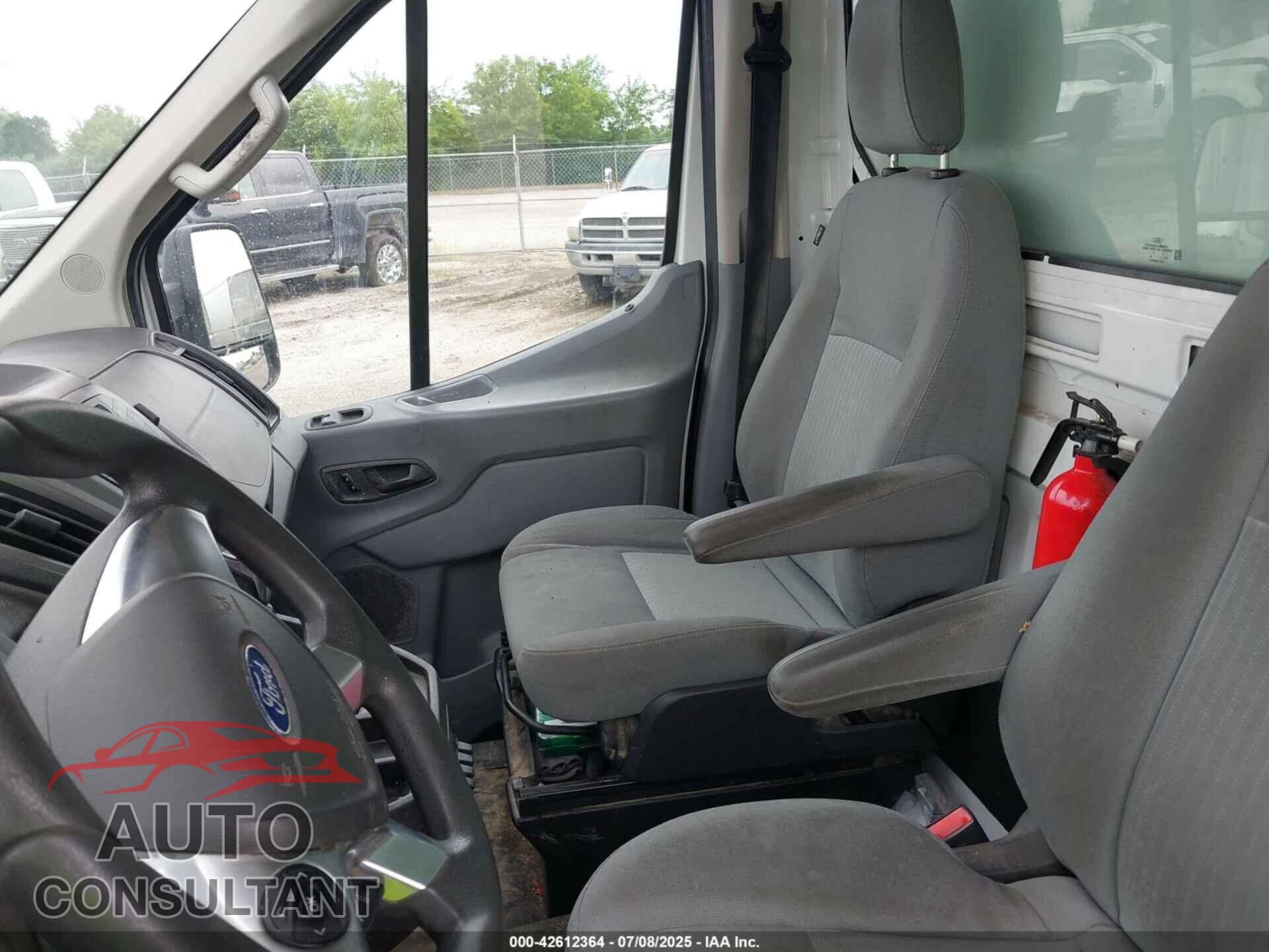 FORD TRANSIT-350 CAB 2015 - 1FDBF8ZM8FKB32234