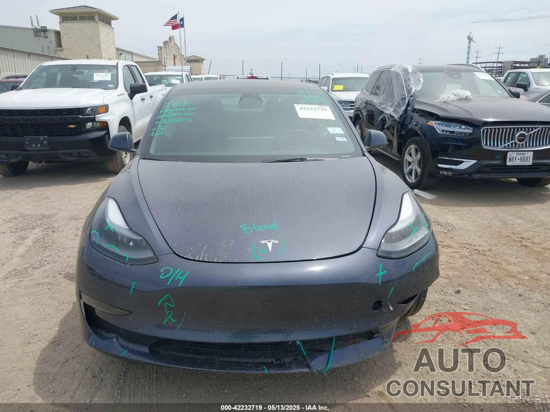 TESLA MODEL 3 2023 - 5YJ3E1EA5PF565071