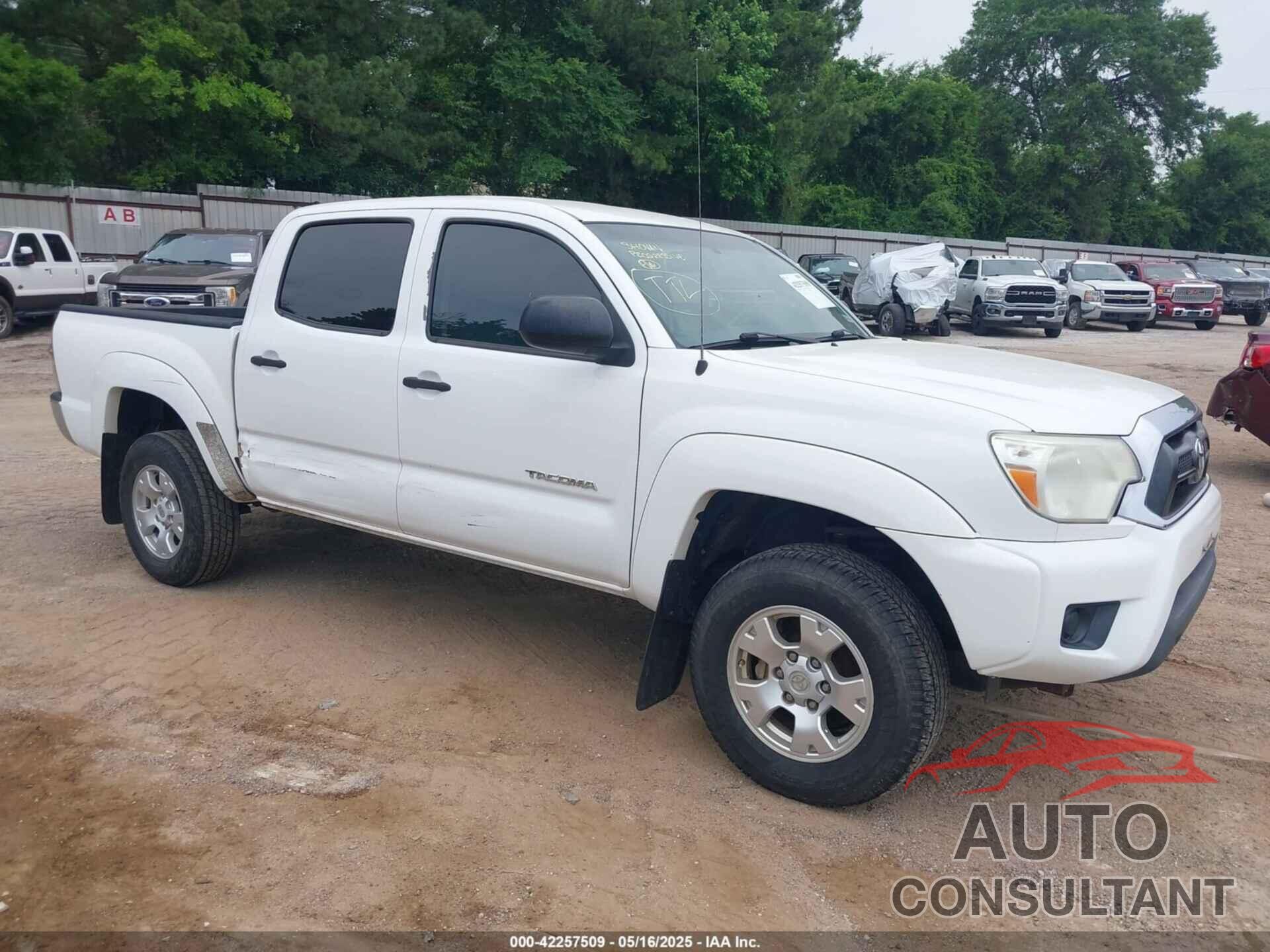 TOYOTA TACOMA 2012 - 5TFJX4GN5CX007059