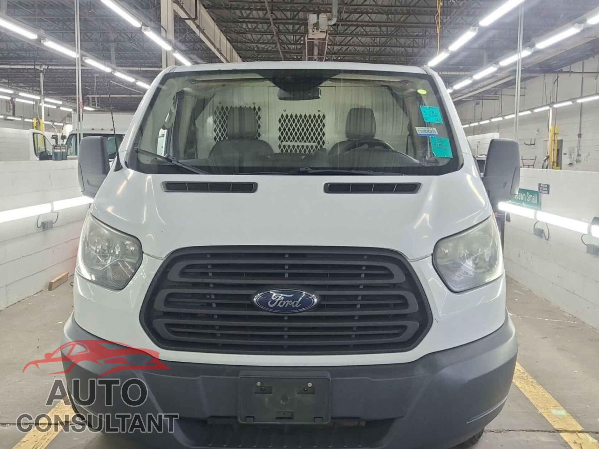 FORD TRANSIT-150 2015 - 1FTNE2YM5FKB32291