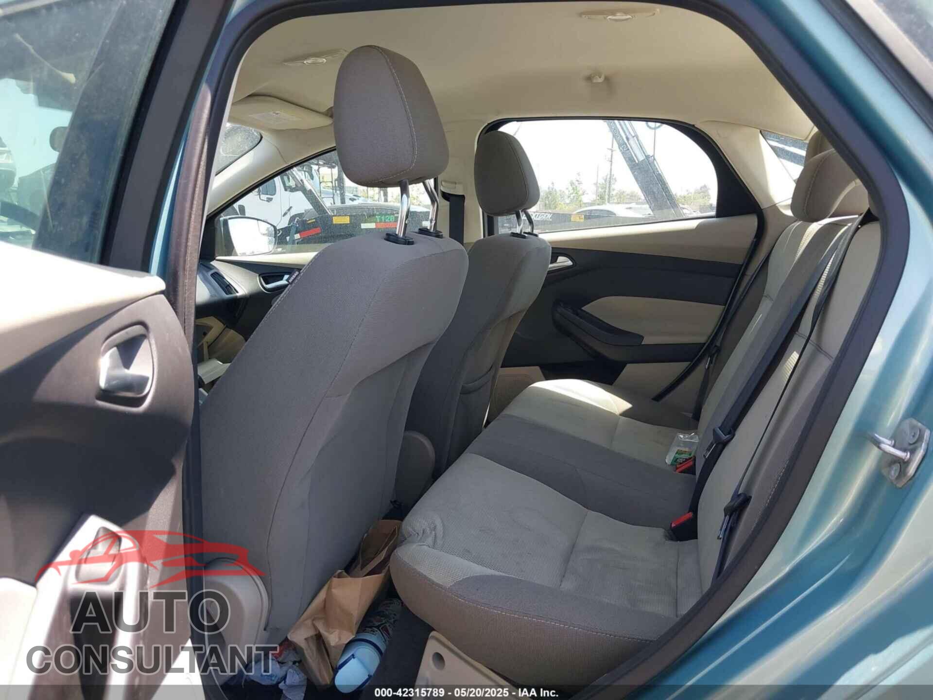 FORD FOCUS 2012 - 1FAHP3F26CL273641