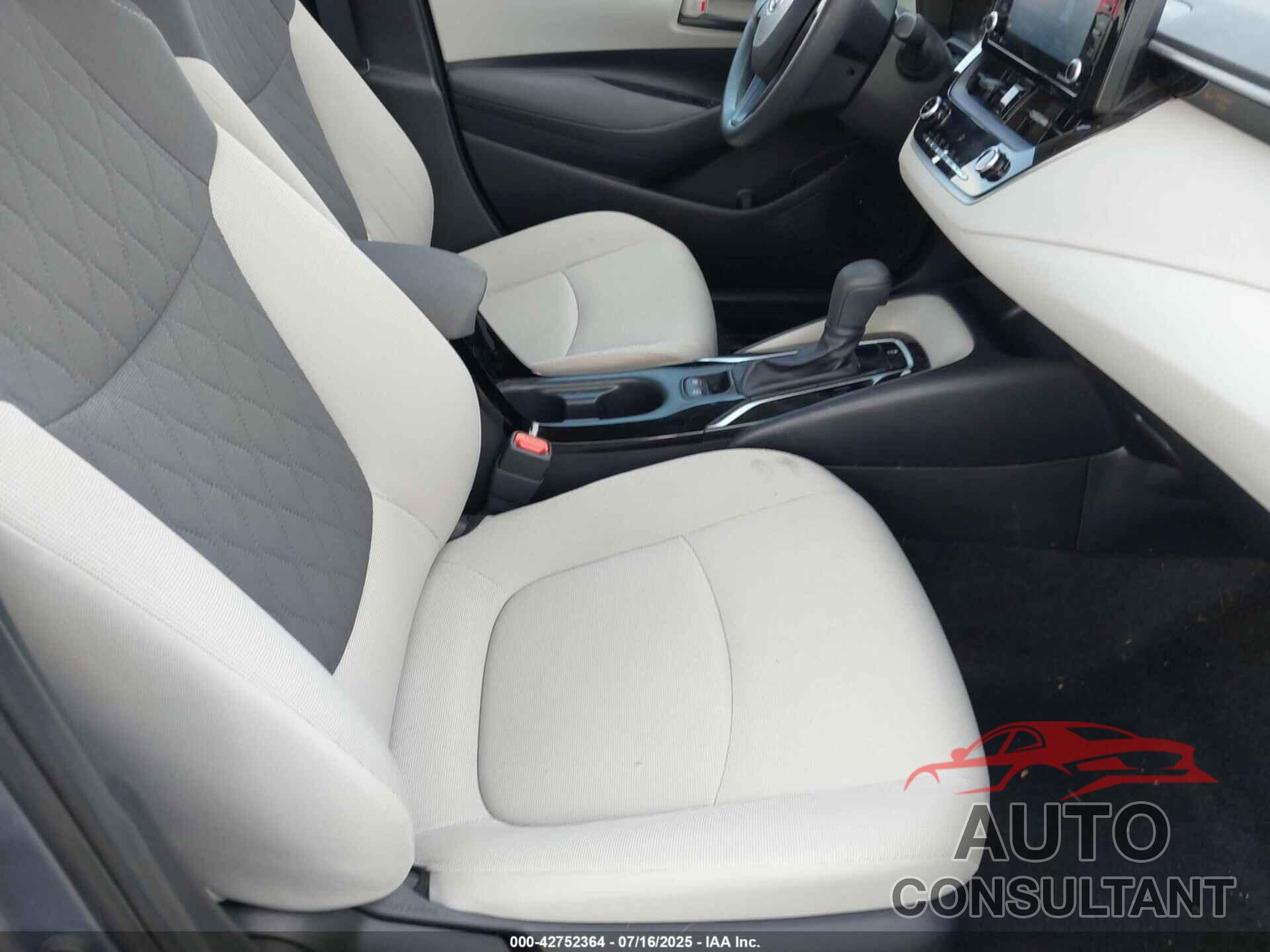 TOYOTA COROLLA 2022 - JTDVPMAE2N3031646
